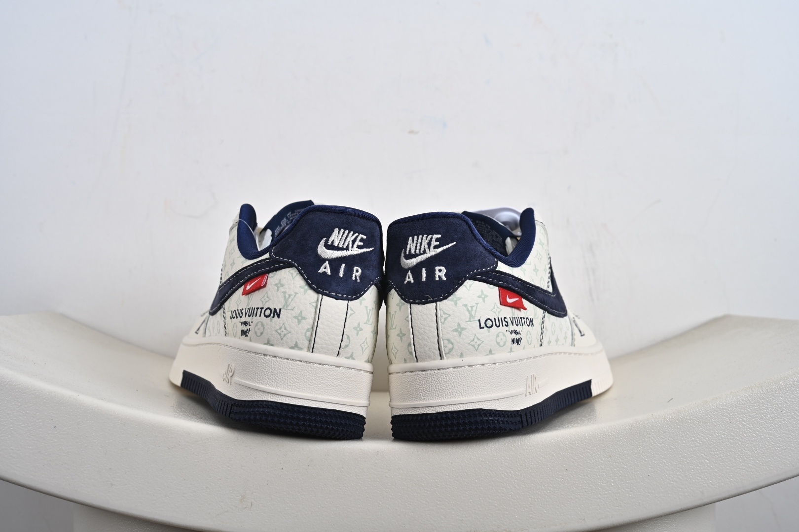 240 Air Force 1'07 Low 联名 印花米蓝勾 空军一号低帮休闲板鞋 MZ9588-817