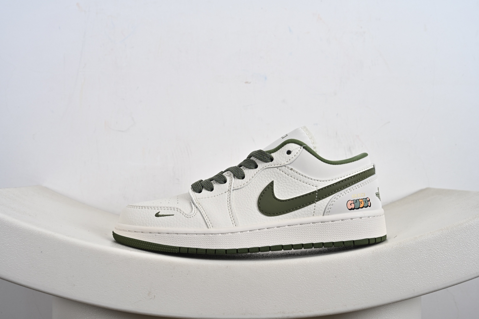 260 定制版 Air Jordan 1 Low AJ1 乔1古驰联名 米军绿 高端定制 低帮复古篮球鞋 XX3168-168