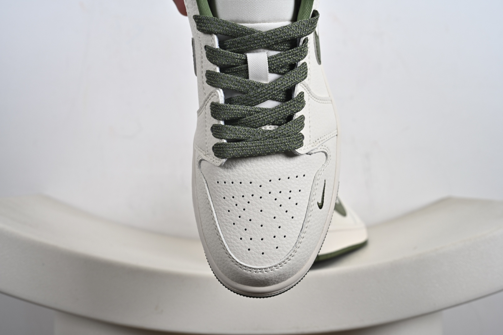 260 定制版 Air Jordan 1 Low AJ1 乔1古驰联名 米军绿 高端定制 低帮复古篮球鞋 XX3168-168