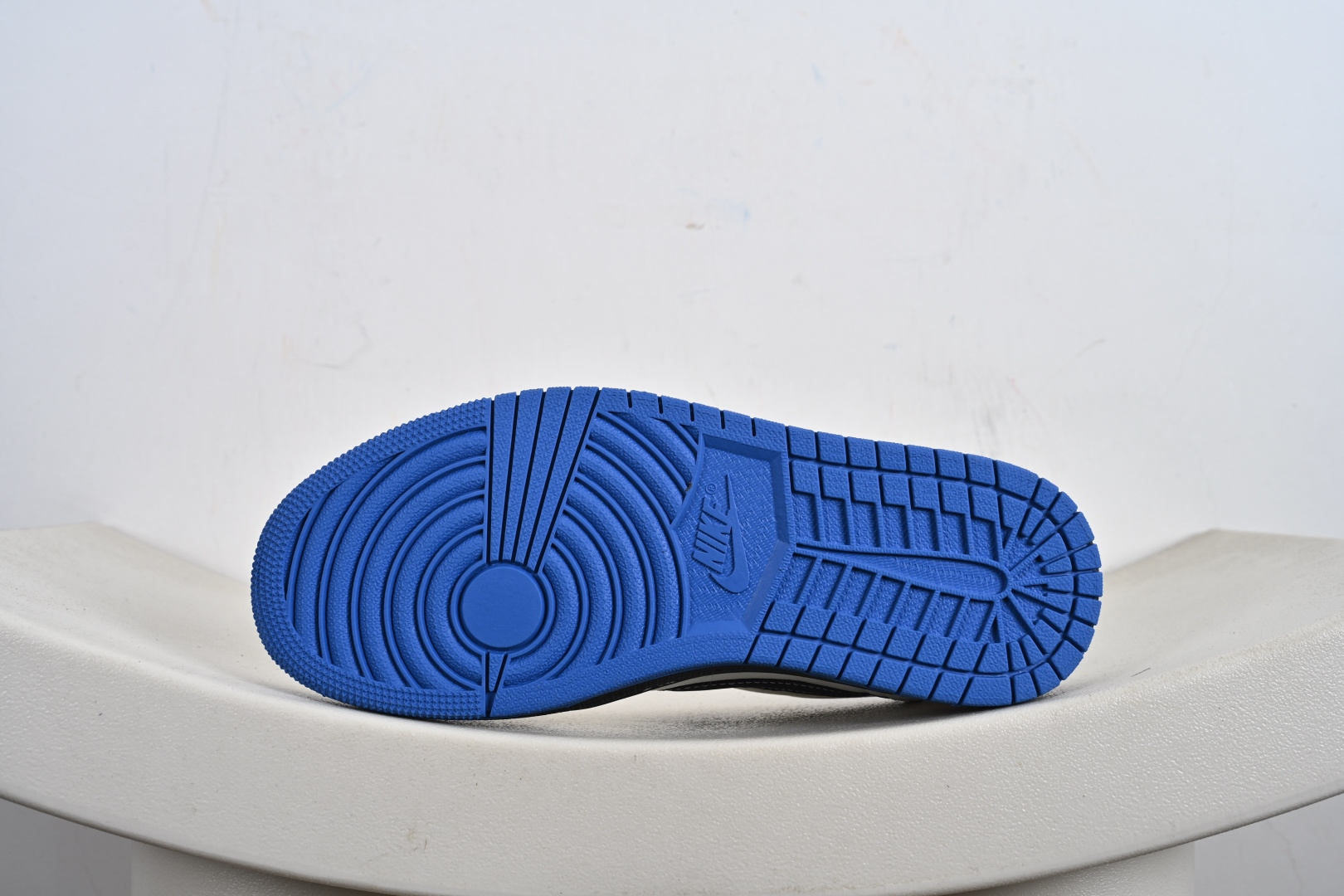 260 定制版 Travis Scott x Fragment Design x Air Jordan 1 Low SP AJ1 乔1联名 蓝底鬼脸 低帮文化休闲板鞋 DZ5899-027