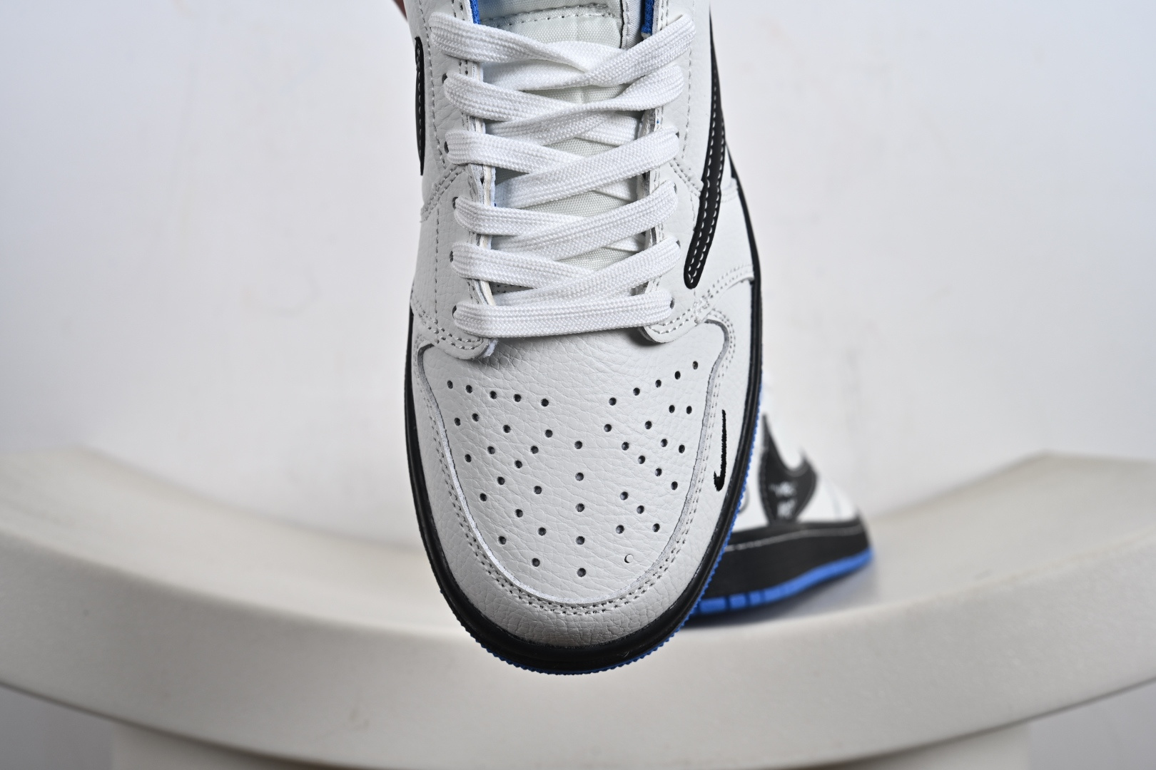 260 定制版 Travis Scott x Fragment Design x Air Jordan 1 Low SP AJ1 乔1联名 蓝底鬼脸 低帮文化休闲板鞋 DZ5899-027