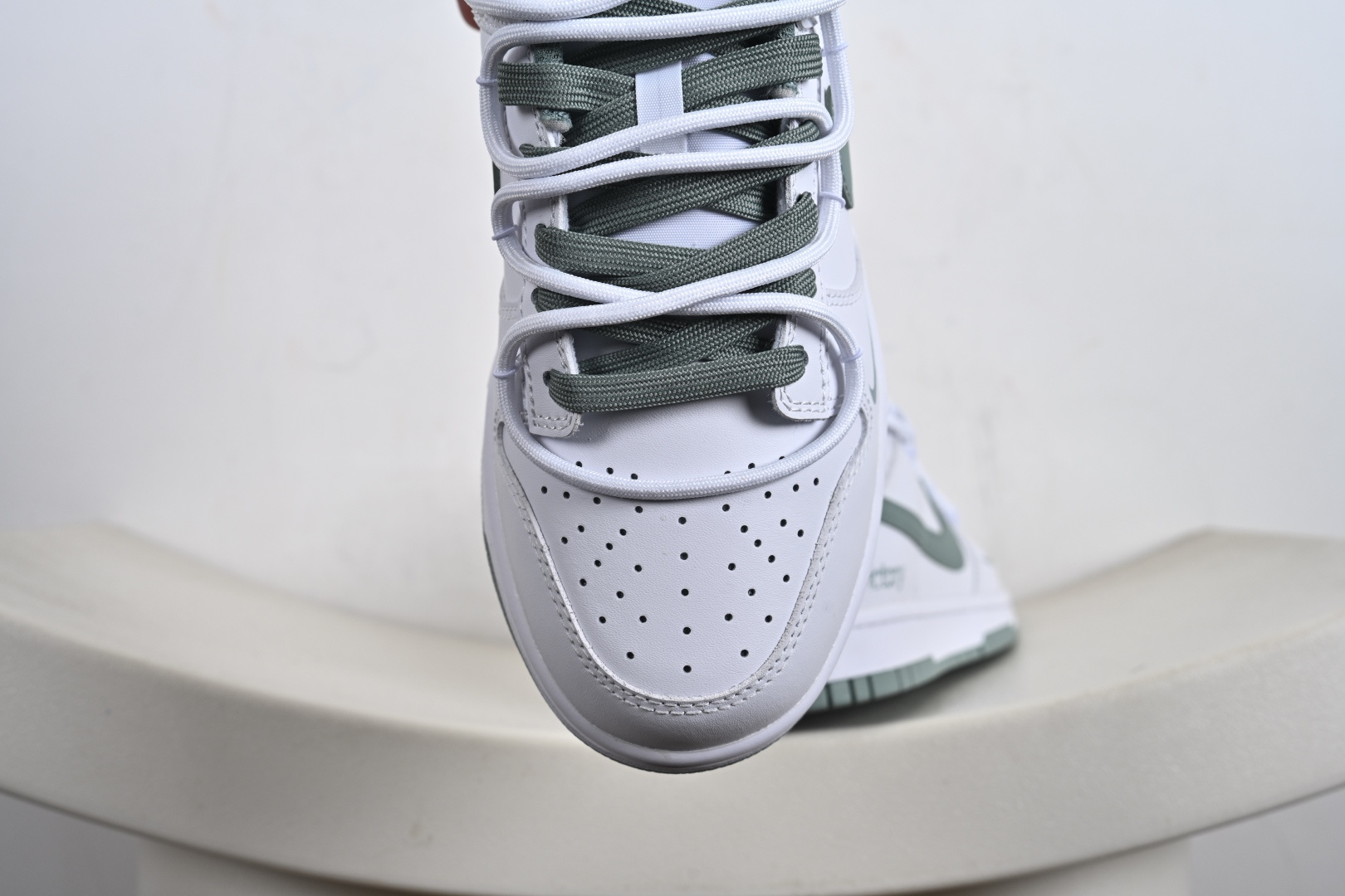 240 Dunk Low Retro 联名款 低帮休闲运动板鞋 WG0528-102