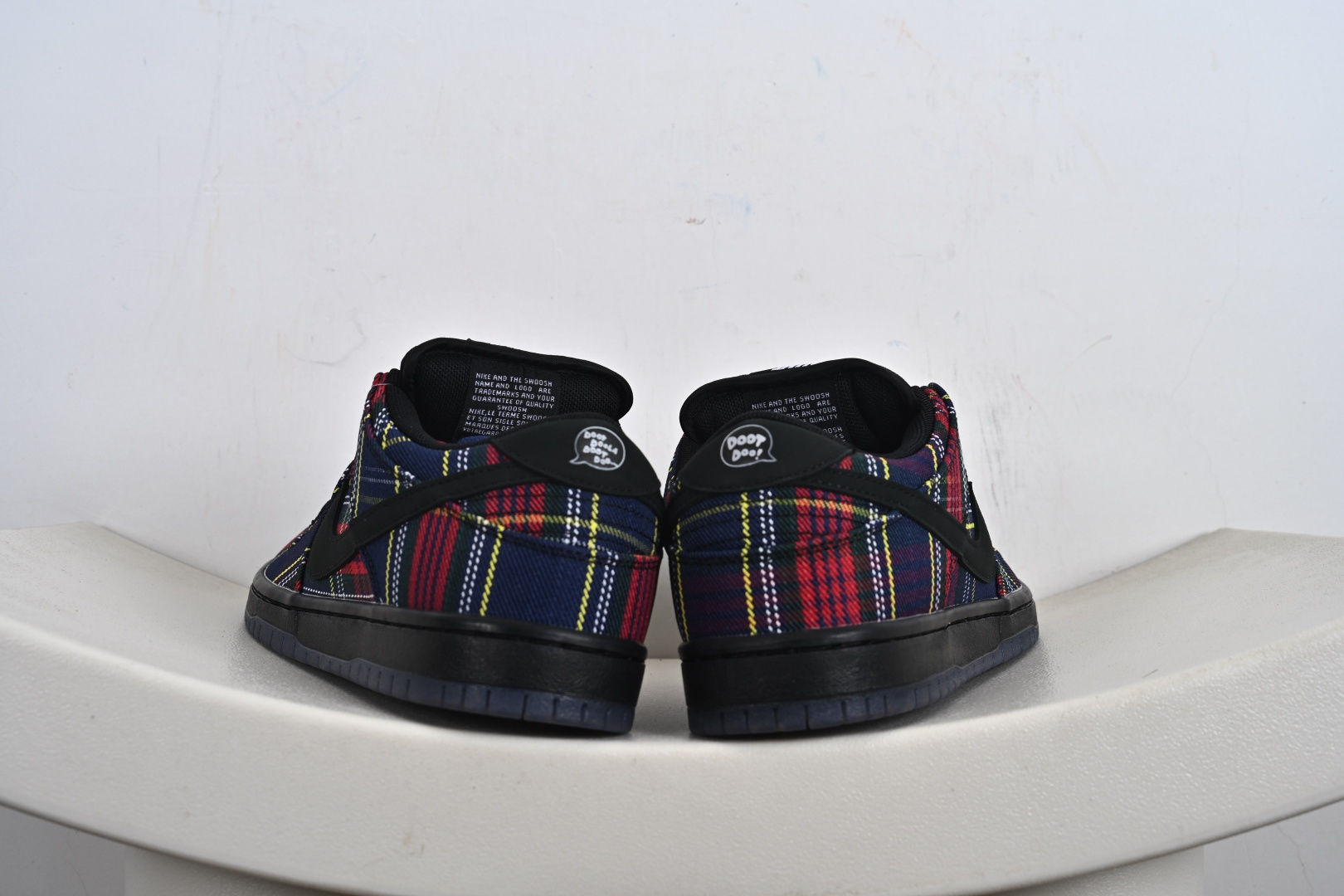 350 纯原 Nike SB Dunk Low ”Nardwuar” 联名款 苏格兰格纹低帮休闲滑板鞋 II1493-600