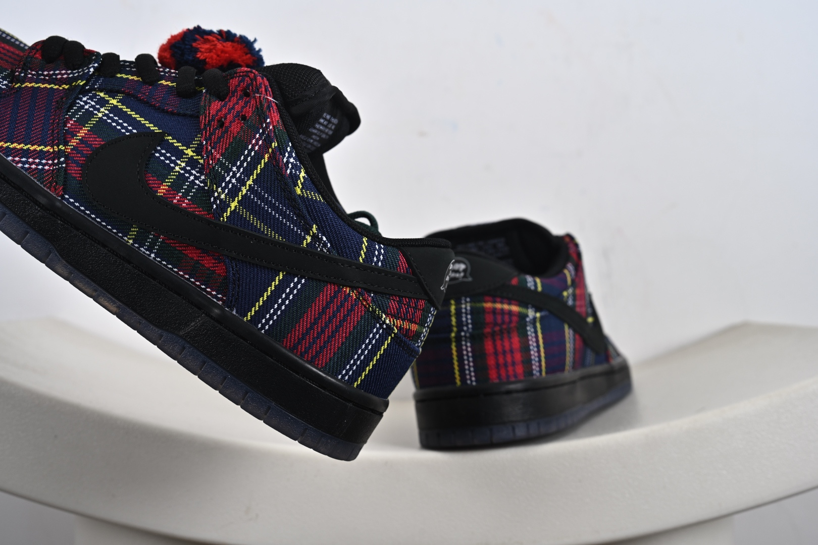 350 纯原 Nike SB Dunk Low ”Nardwuar” 联名款 苏格兰格纹低帮休闲滑板鞋 II1493-600