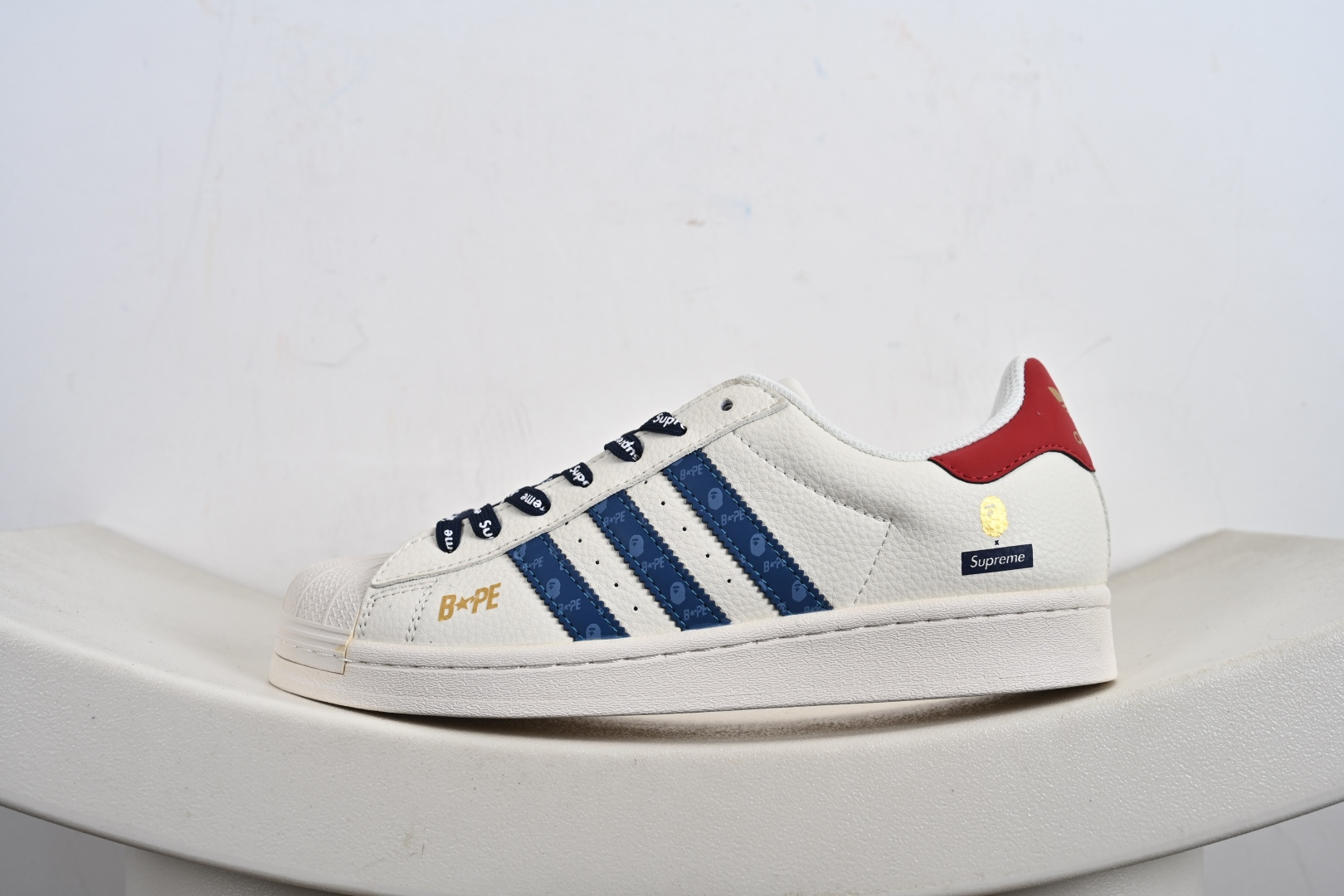 220 定制版 Originals Superstar x BAPE x Superme 白蓝红 QC2602