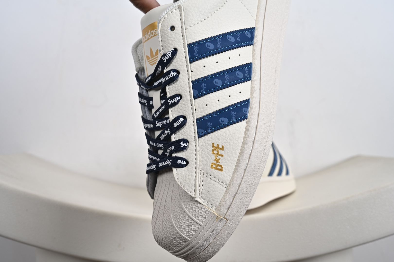 220 定制版 Originals Superstar x BAPE x Superme 白蓝红 QC2602