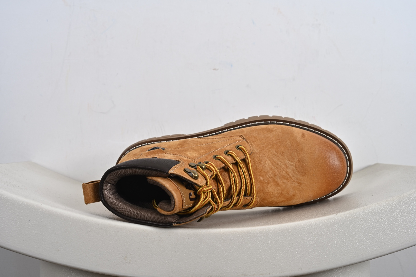 260 CAT卡特 户外中帮休闲马丁靴系列 P721906