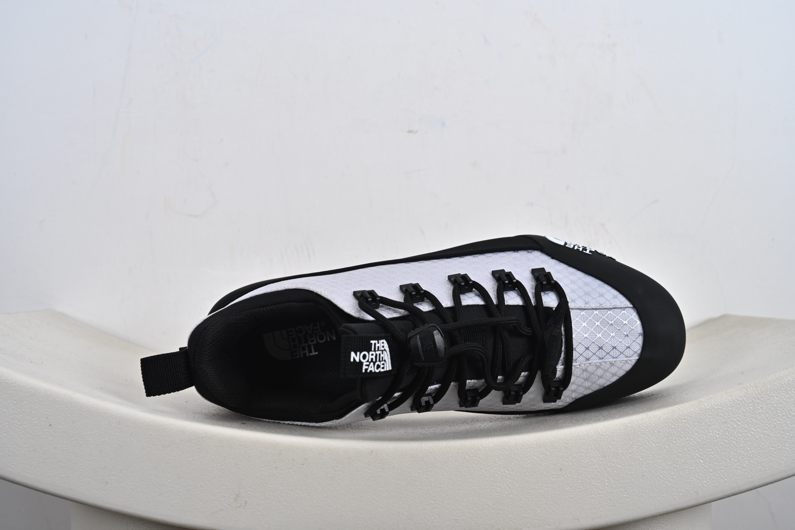 220 The North Face Glenclyffe Low 北面低帮徒步越野休闲登山鞋 NFA817B8OR-080