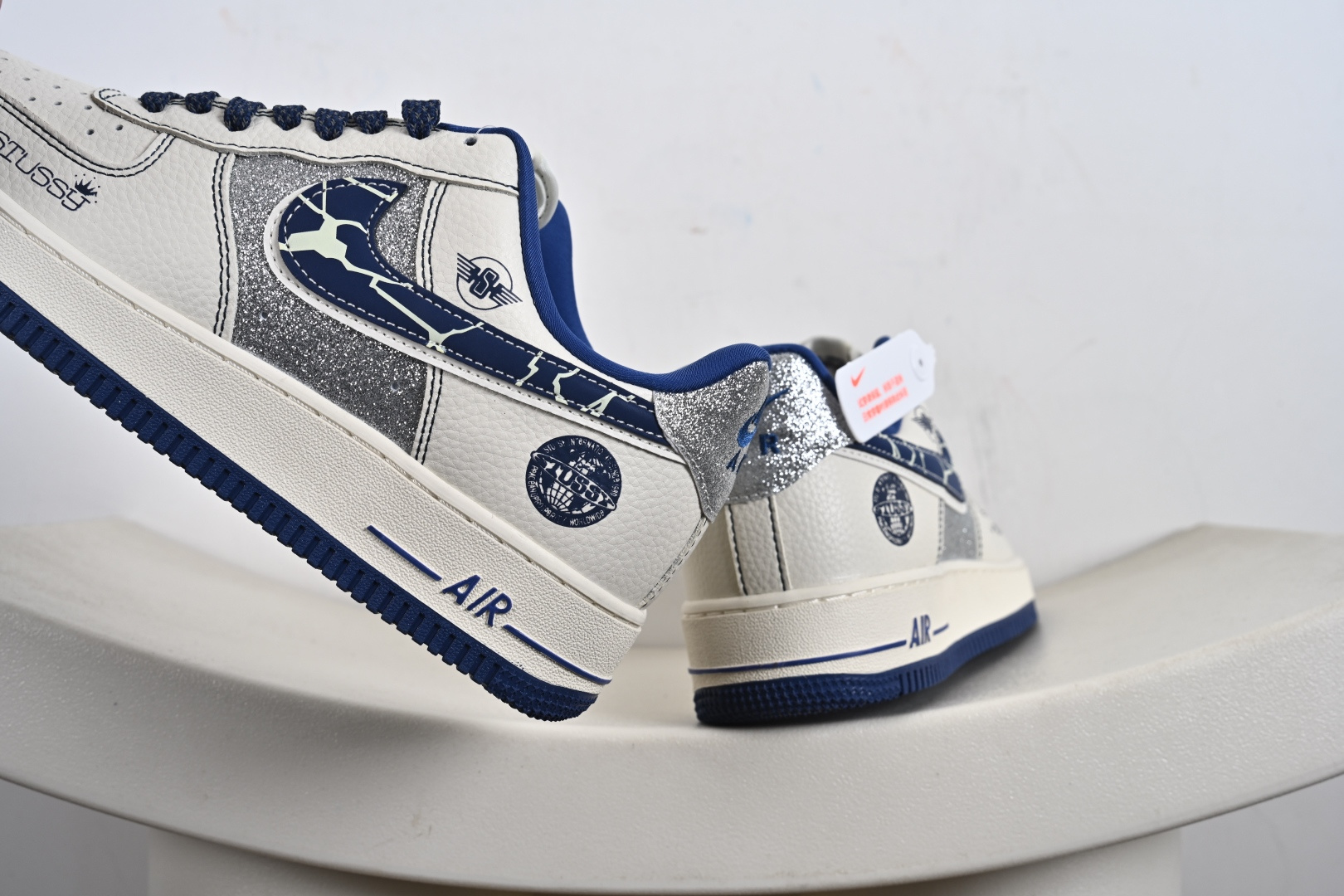 NIke Air Force 1 '07 Low “斯图西联名——双勾满天星”空军一号 低帮 运动鞋 休闲鞋 DD1982-306-莆田鞋,莆田鞋货源,高仿鞋,高仿鞋货源,安福档口,莆田高仿鞋,莆田鞋批发,高仿鞋批发,莆田高仿运动鞋,高仿运动鞋,莆田运动鞋 NIke Air Force 1 '07 Low “斯图西联名——双勾满天星”空军一号 低帮 运动鞋 休闲鞋 DD1982-306