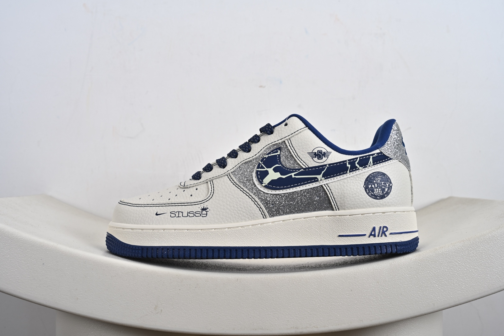 NIke Air Force 1 '07 Low “斯图西联名——双勾满天星”空军一号 低帮 运动鞋 休闲鞋 DD1982-306-莆田鞋,莆田鞋货源,高仿鞋,高仿鞋货源,安福档口,莆田高仿鞋,莆田鞋批发,高仿鞋批发,莆田高仿运动鞋,高仿运动鞋,莆田运动鞋 NIke Air Force 1 '07 Low “斯图西联名——双勾满天星”空军一号 低帮 运动鞋 休闲鞋 DD1982-306