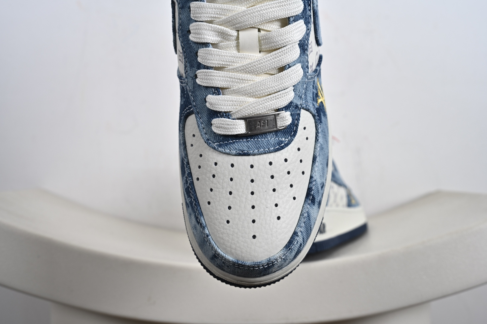 海外量发售！NIke Air Force 1 '07 Low LV联名--牛仔蓝空军一号低帮 运动鞋 YF9511-818