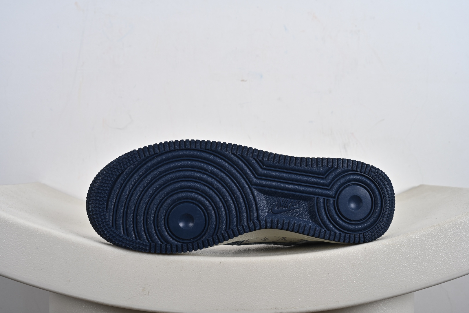 海外量发售！NIke Air Force 1 '07 Low LV联名--牛仔蓝空军一号低帮 运动鞋 YF9511-818