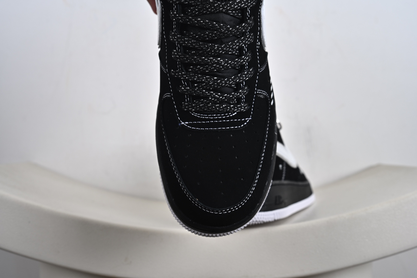 Nike Air Force 1 '07 Low “OFF-WHITE联名——黑银”空军一号 高端定制 低帮 运动鞋 DK0188-083