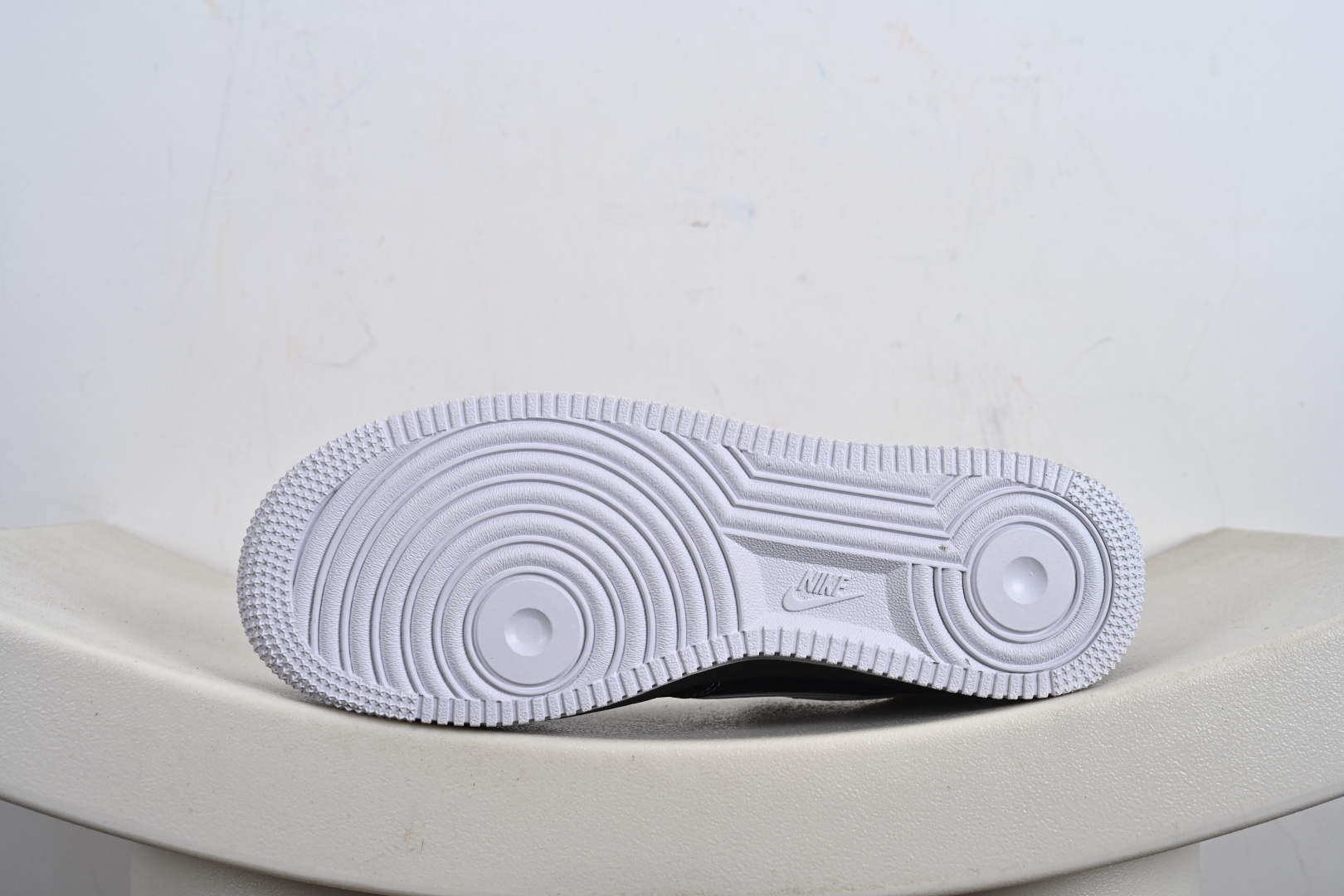 Nike Air Force 1 '07 Low “OFF-WHITE联名——黑银”空军一号 高端定制 低帮 运动鞋 DK0188-083