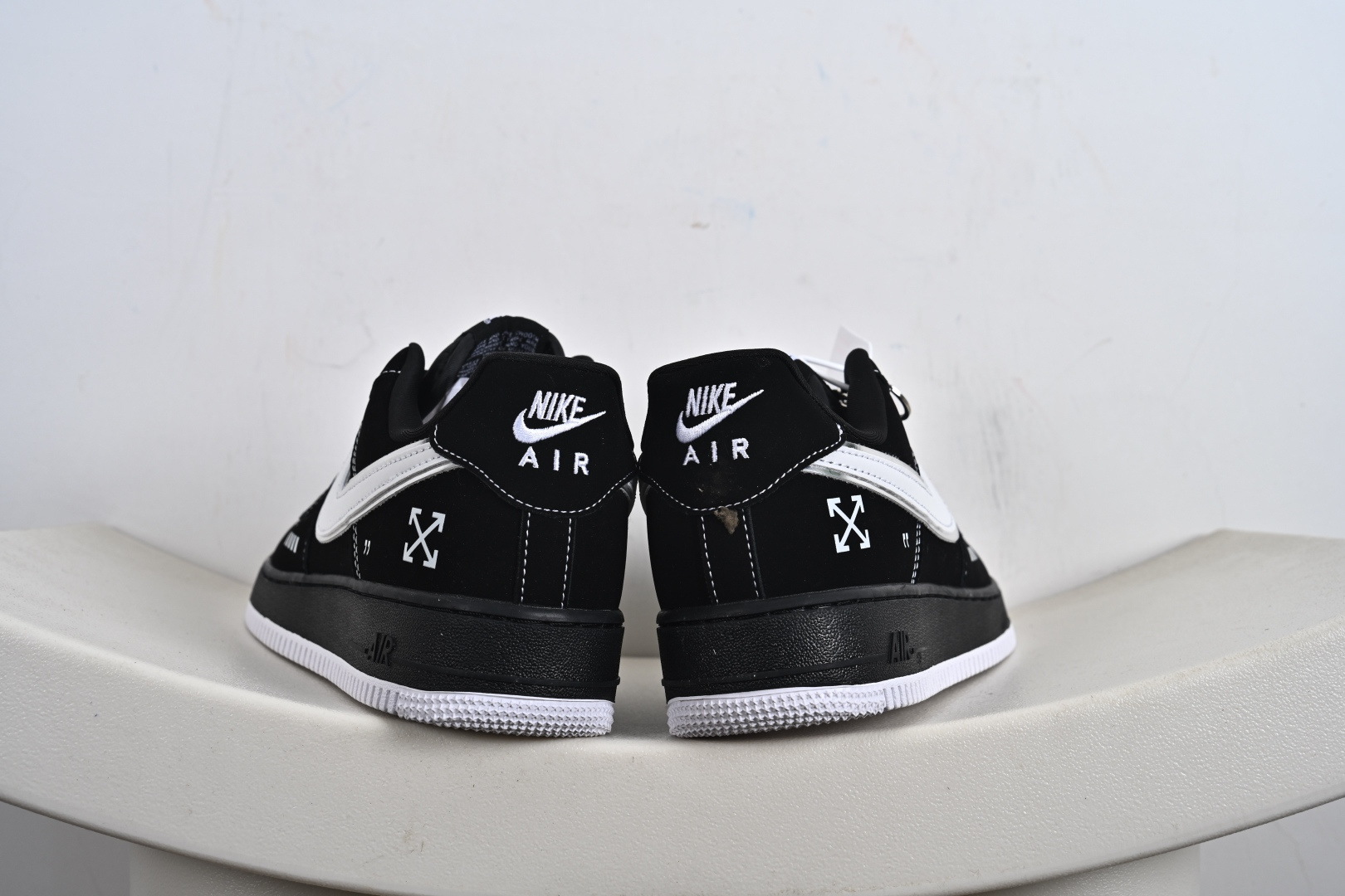 Nike Air Force 1 '07 Low “OFF-WHITE联名——黑银”空军一号 高端定制 低帮 运动鞋 DK0188-083