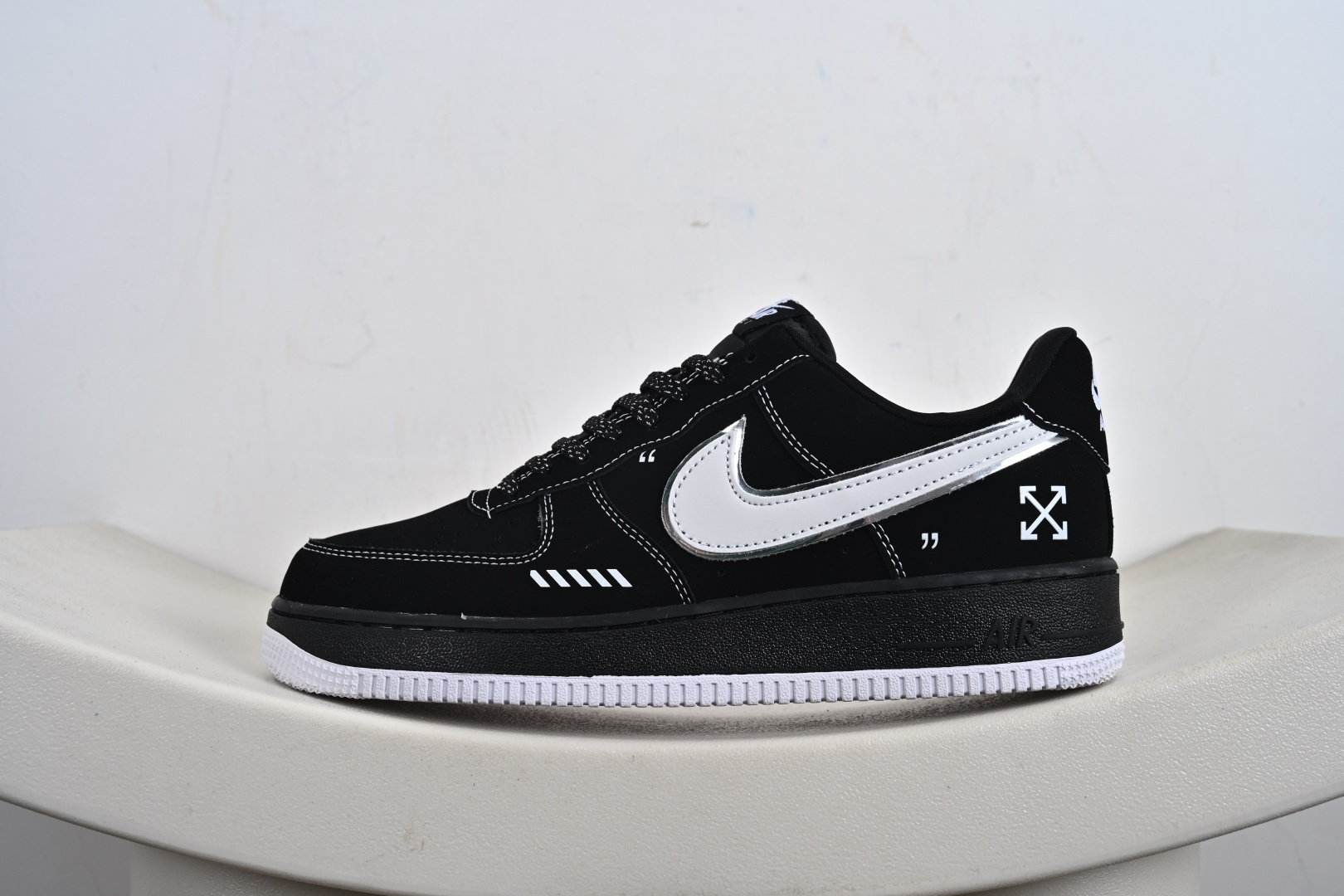 Nike Air Force 1 '07 Low “OFF-WHITE联名——黑银”空军一号 高端定制 低帮 运动鞋 DK0188-083