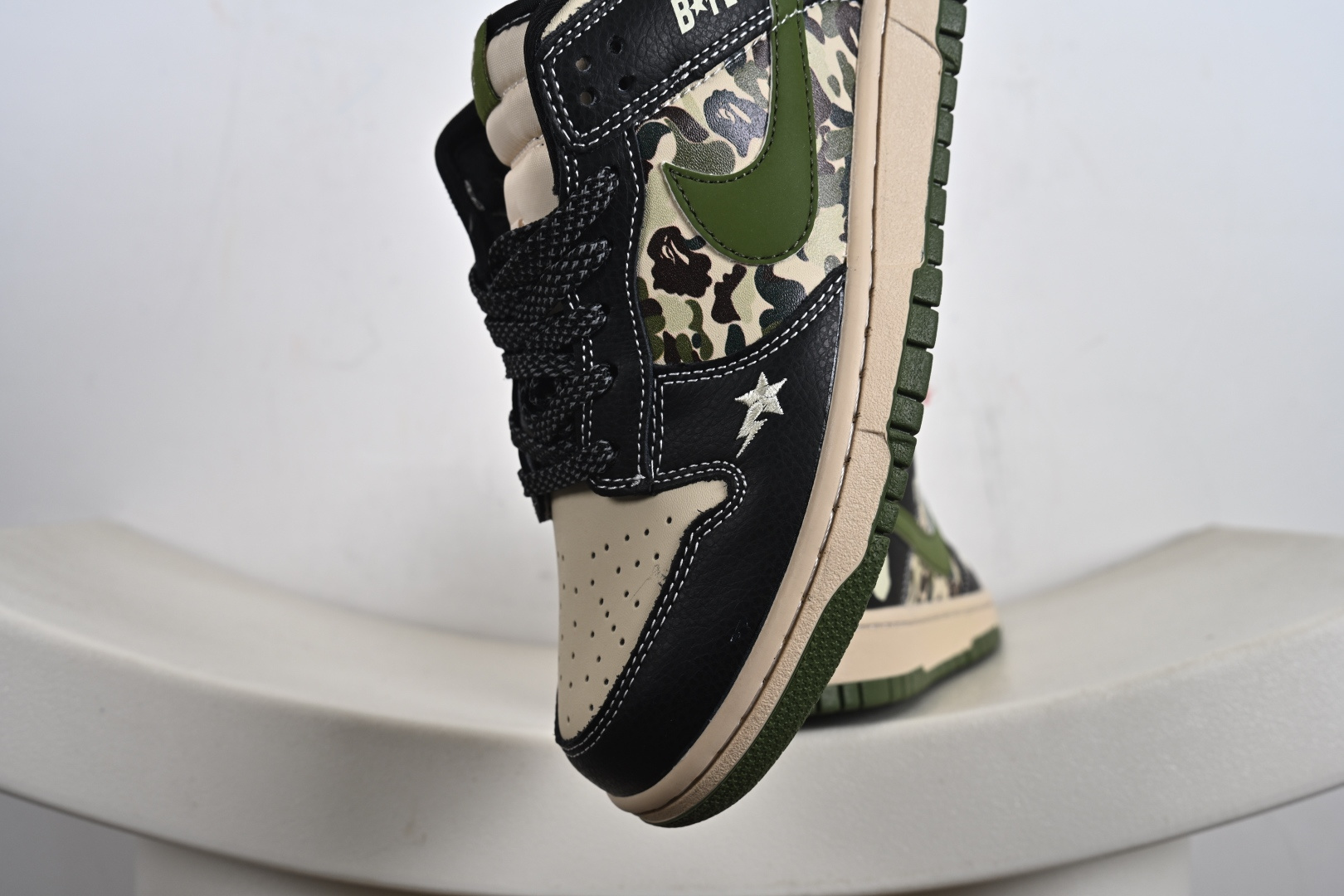 Nike SB Dunk Low 猿人头联名 周年高端定制 低帮休闲板鞋 SJ8888-003