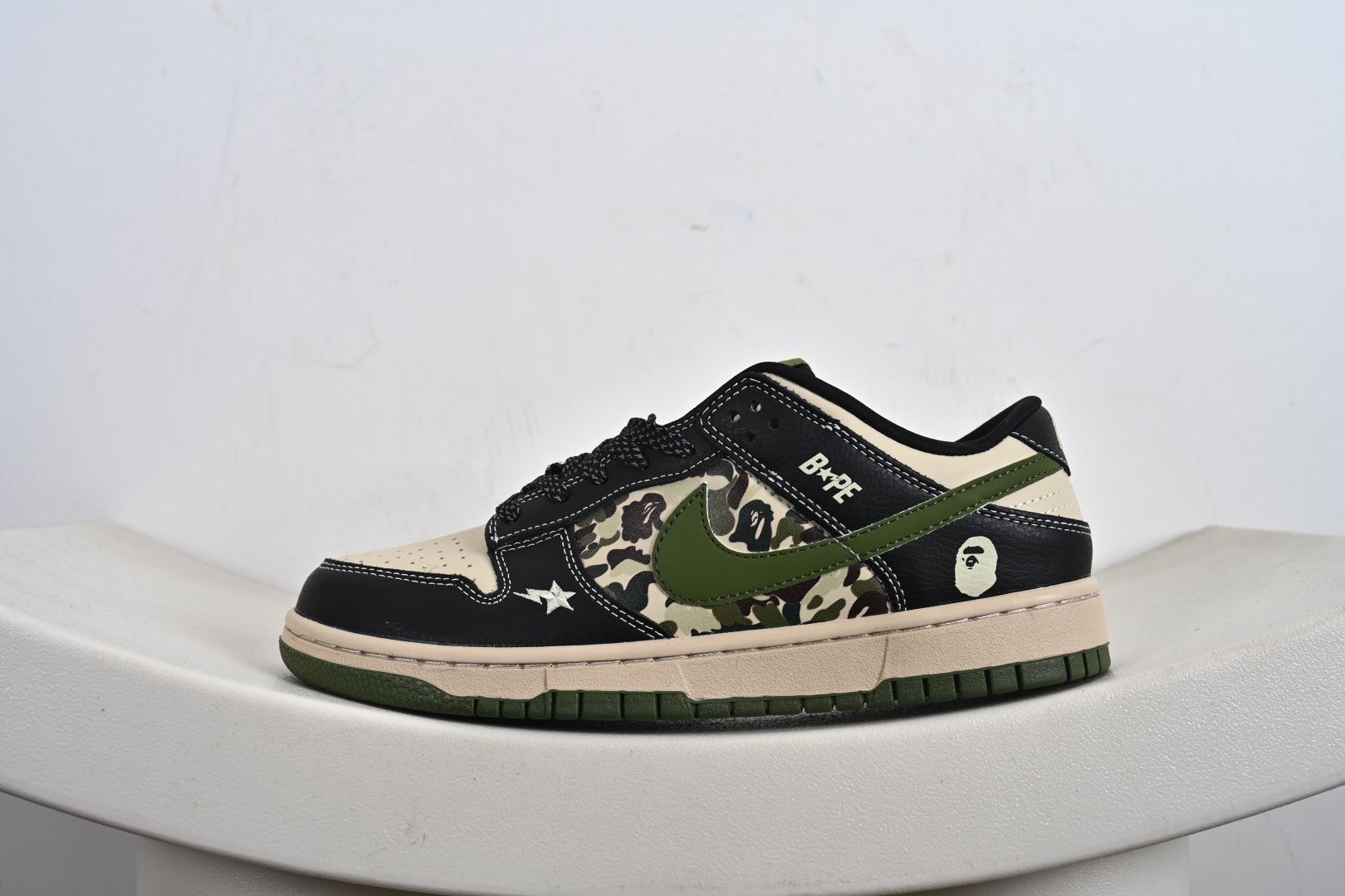 Nike SB Dunk Low 猿人头联名 周年高端定制 低帮休闲板鞋 SJ8888-003