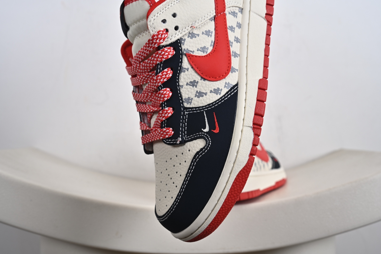 Nike Dunk Low Retro ‘DIY高端定制’耐克 低帮休闲运动板鞋 DB1988-001-莆田鞋,莆田鞋货源,高仿鞋,高仿鞋货源,安福档口,莆田高仿鞋,莆田鞋批发,高仿鞋批发,莆田高仿运动鞋,高仿运动鞋,莆田运动鞋 Nike Dunk Low Retro ‘DIY高端定制’耐克 低帮休闲运动板鞋 DB1988-001