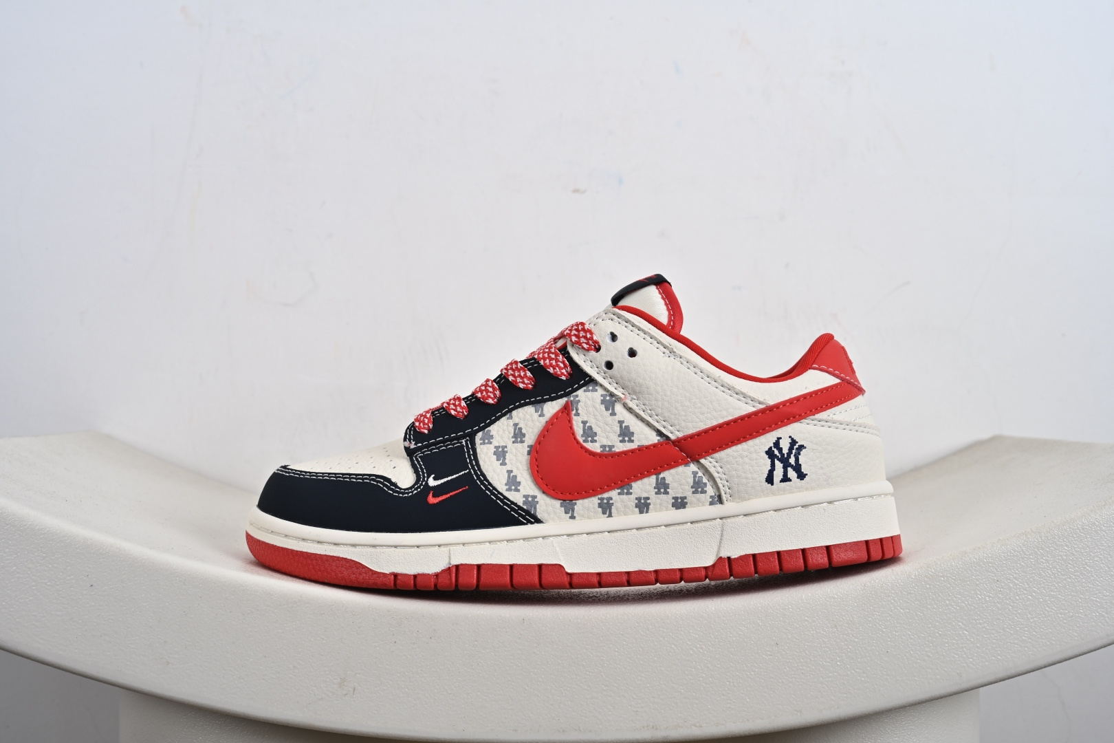 Nike Dunk Low Retro ‘DIY高端定制’耐克 低帮休闲运动板鞋 DB1988-001-莆田鞋,莆田鞋货源,高仿鞋,高仿鞋货源,安福档口,莆田高仿鞋,莆田鞋批发,高仿鞋批发,莆田高仿运动鞋,高仿运动鞋,莆田运动鞋 Nike Dunk Low Retro ‘DIY高端定制’耐克 低帮休闲运动板鞋 DB1988-001