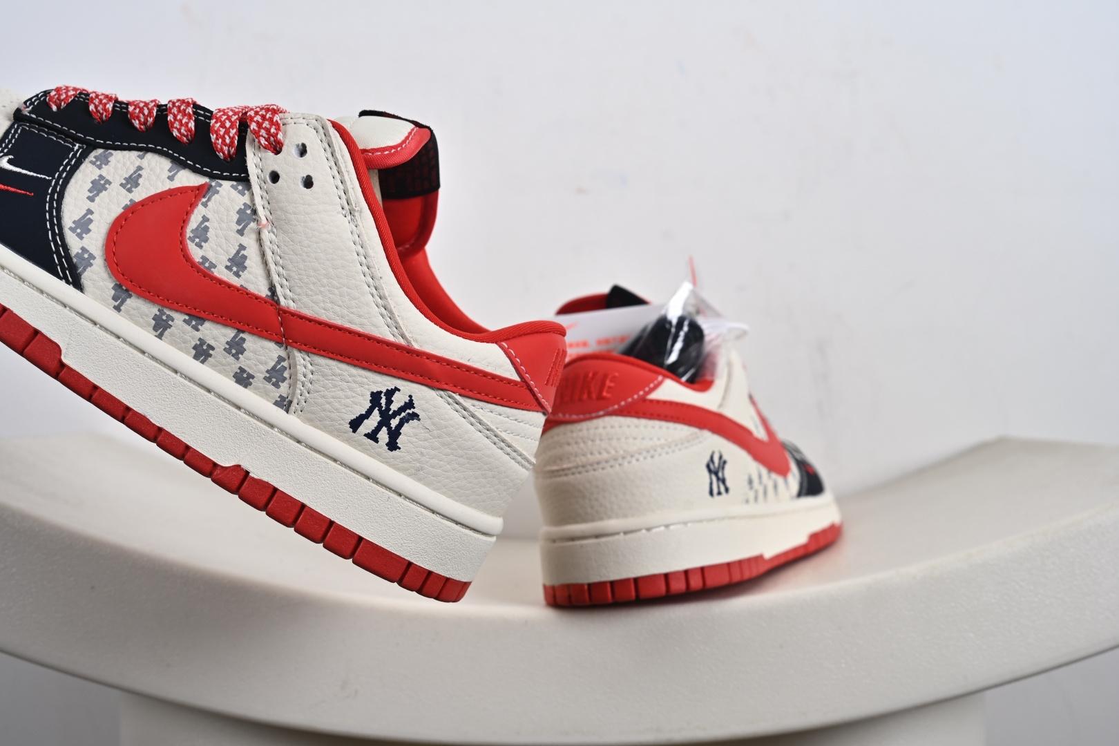 Nike Dunk Low Retro ‘DIY高端定制’耐克 低帮休闲运动板鞋 DB1988-001-莆田鞋,莆田鞋货源,高仿鞋,高仿鞋货源,安福档口,莆田高仿鞋,莆田鞋批发,高仿鞋批发,莆田高仿运动鞋,高仿运动鞋,莆田运动鞋 Nike Dunk Low Retro ‘DIY高端定制’耐克 低帮休闲运动板鞋 DB1988-001