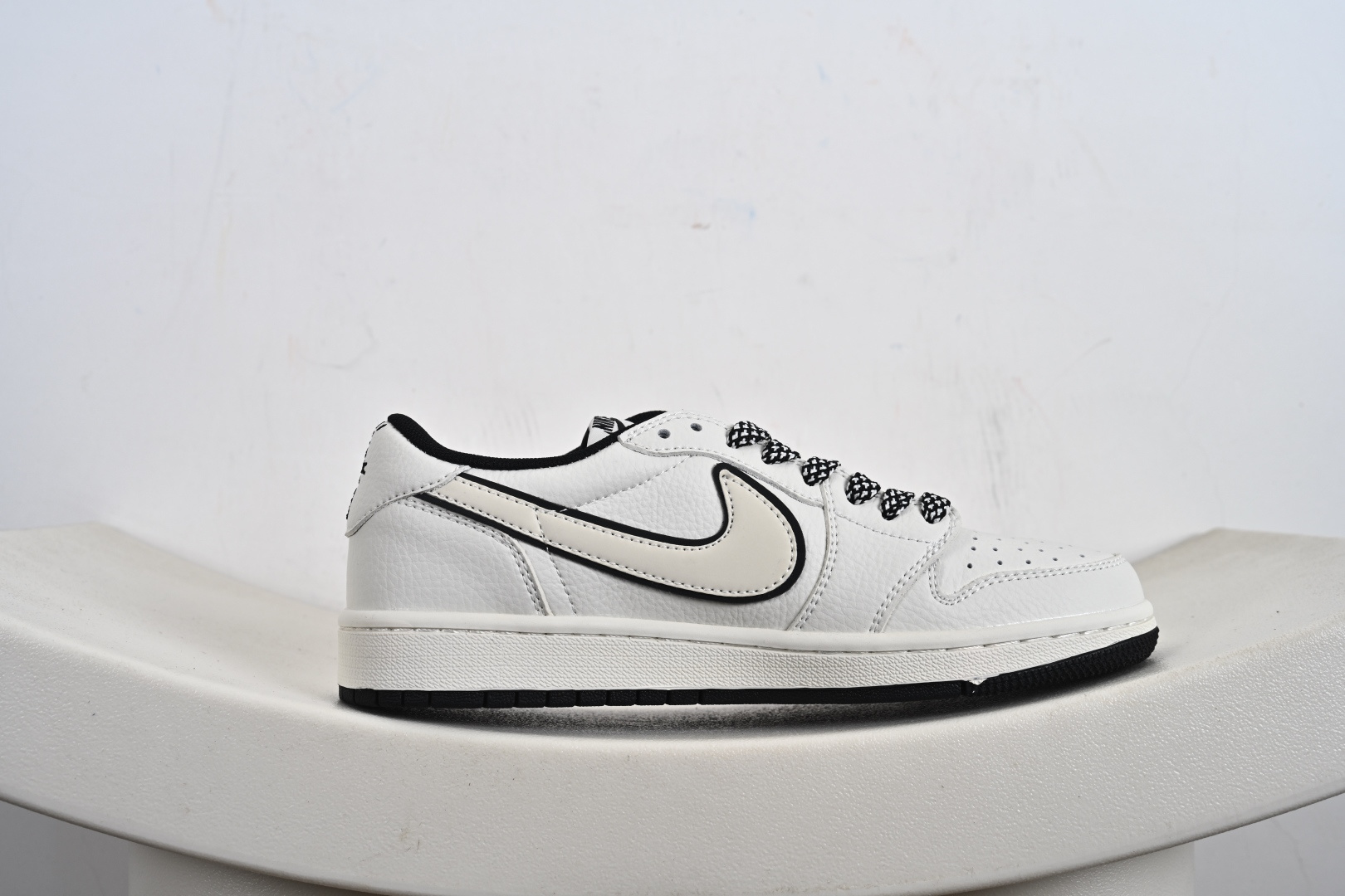 Nike Air Jordan 1 x Travis Scott AJ1倒勾 乔一倒钩 ‘DIY’定制 耐克 低帮文化篮球鞋 CS5288-503