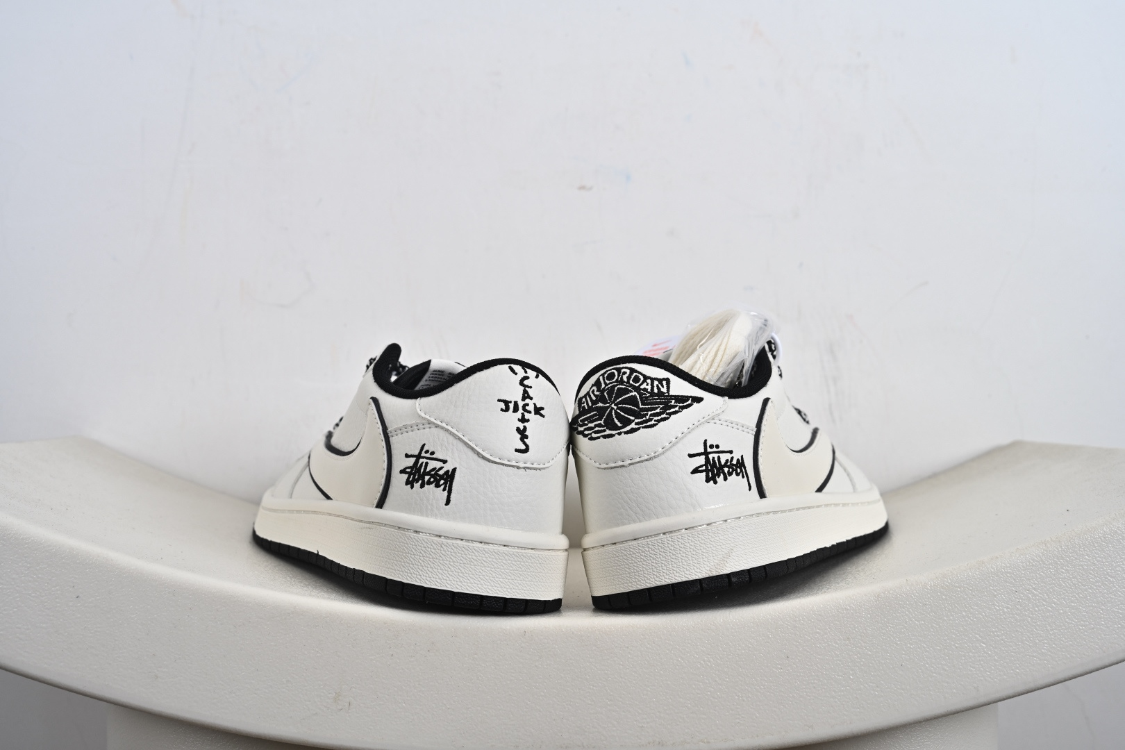 Nike Air Jordan 1 x Travis Scott AJ1倒勾 乔一倒钩 ‘DIY’定制 耐克 低帮文化篮球鞋 CS5288-503