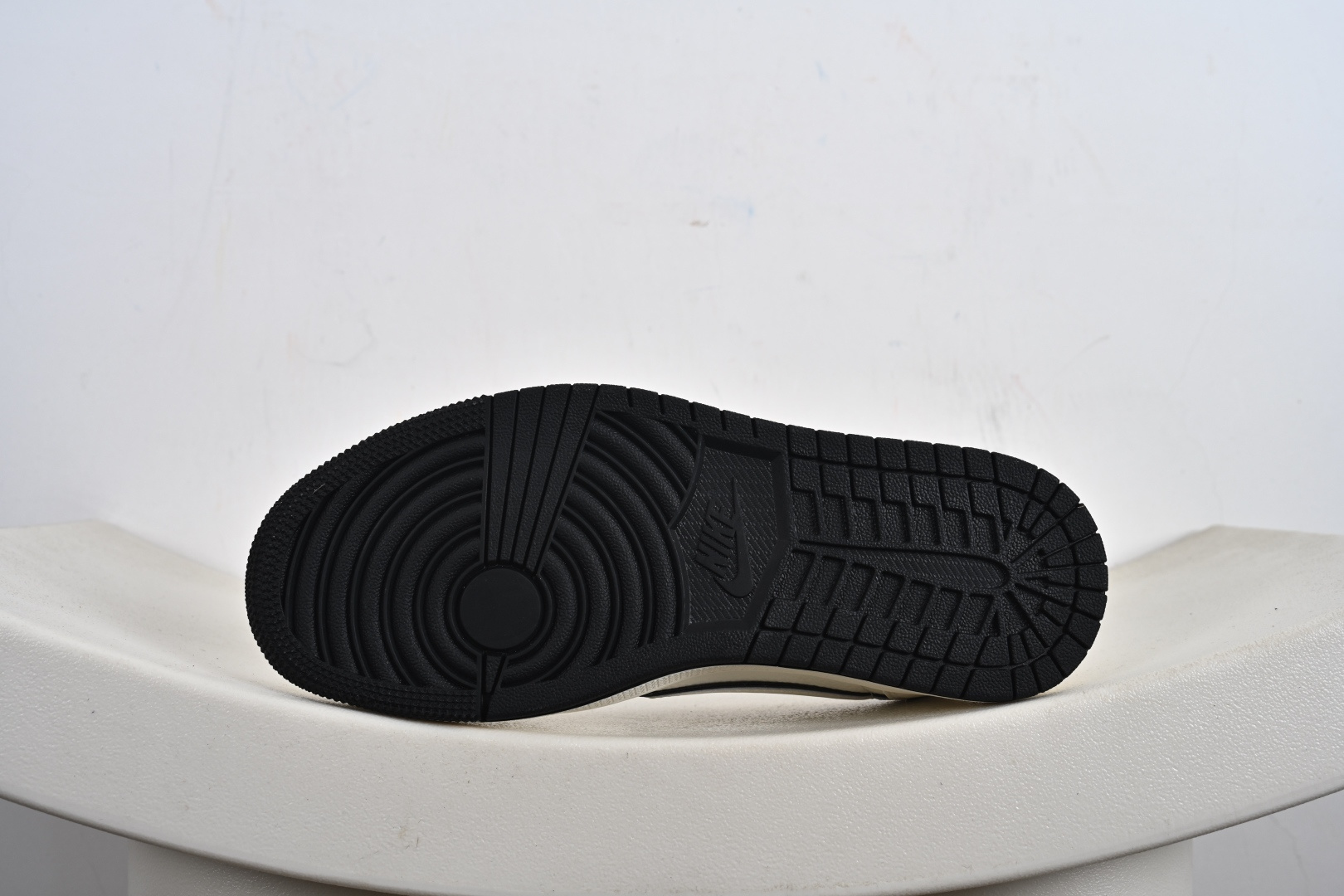 Nike Air Jordan 1 x Travis Scott AJ1倒勾 乔一倒钩 ‘DIY’定制 耐克 低帮文化篮球鞋 CS5288-503