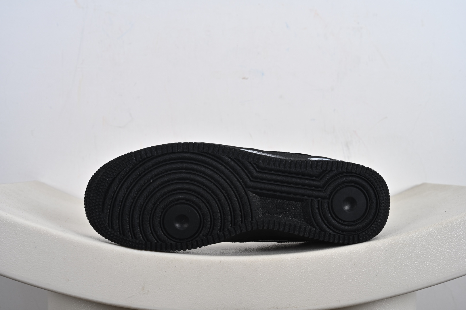 NIke Air Force 1 '07 Low 空军一号低帮 运动鞋 休闲鞋 CZ2288-111