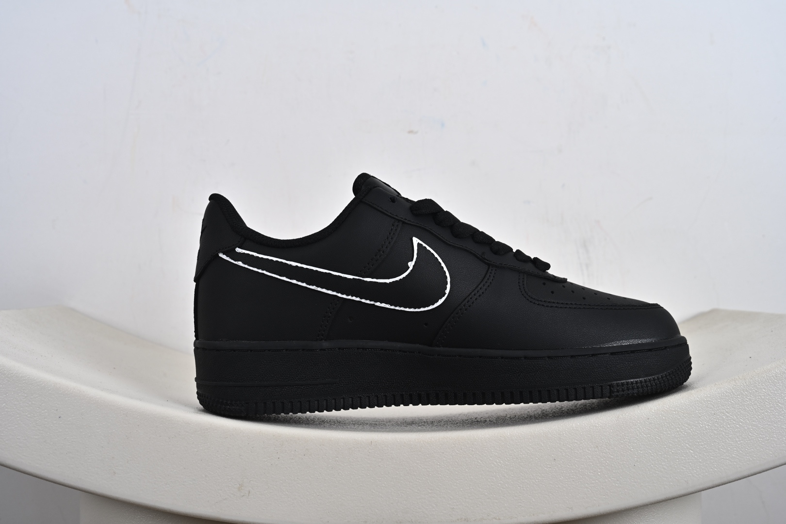 NIke Air Force 1 '07 Low 空军一号低帮 运动鞋 休闲鞋 CZ2288-111