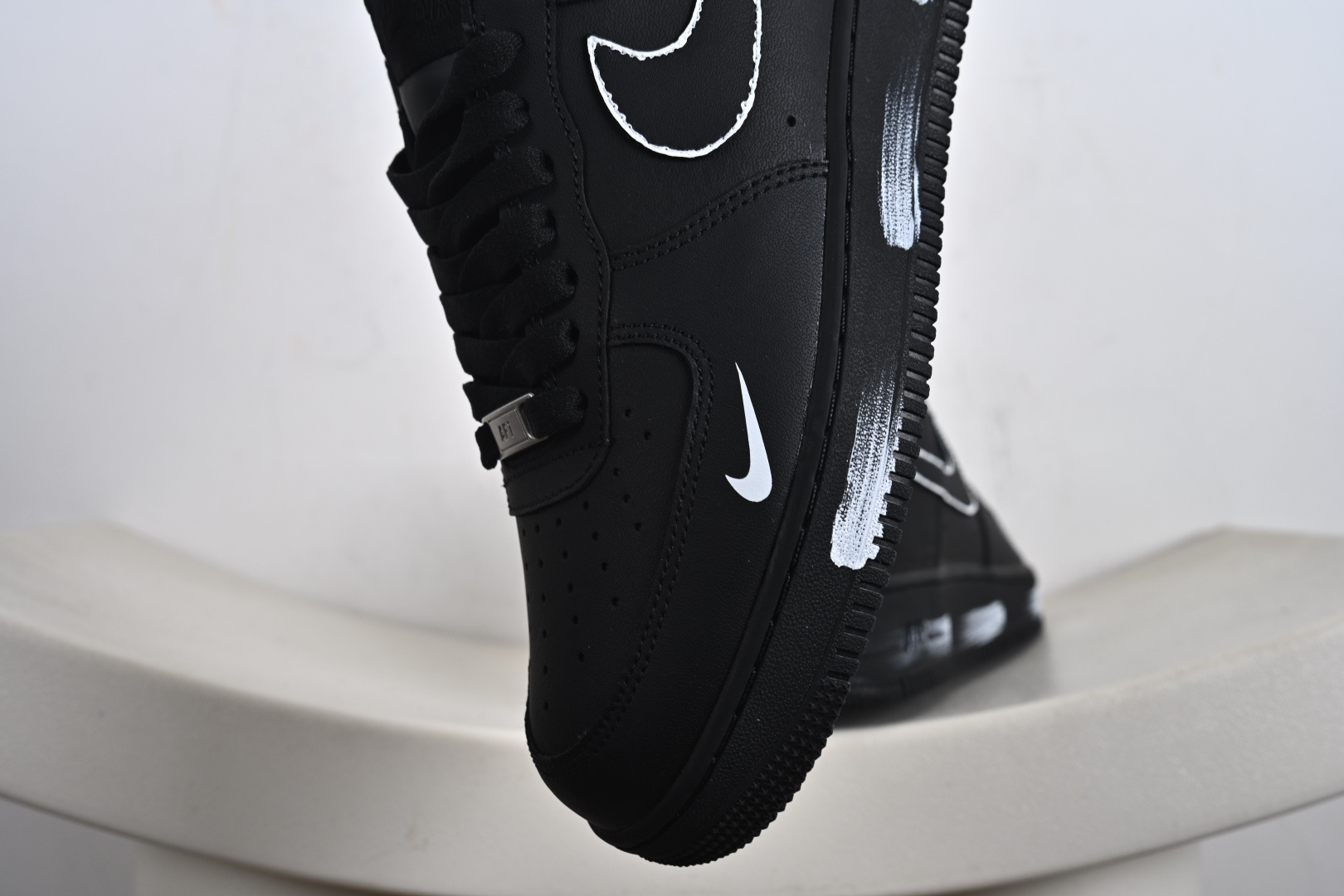 NIke Air Force 1 '07 Low 空军一号低帮 运动鞋 休闲鞋 CZ2288-111