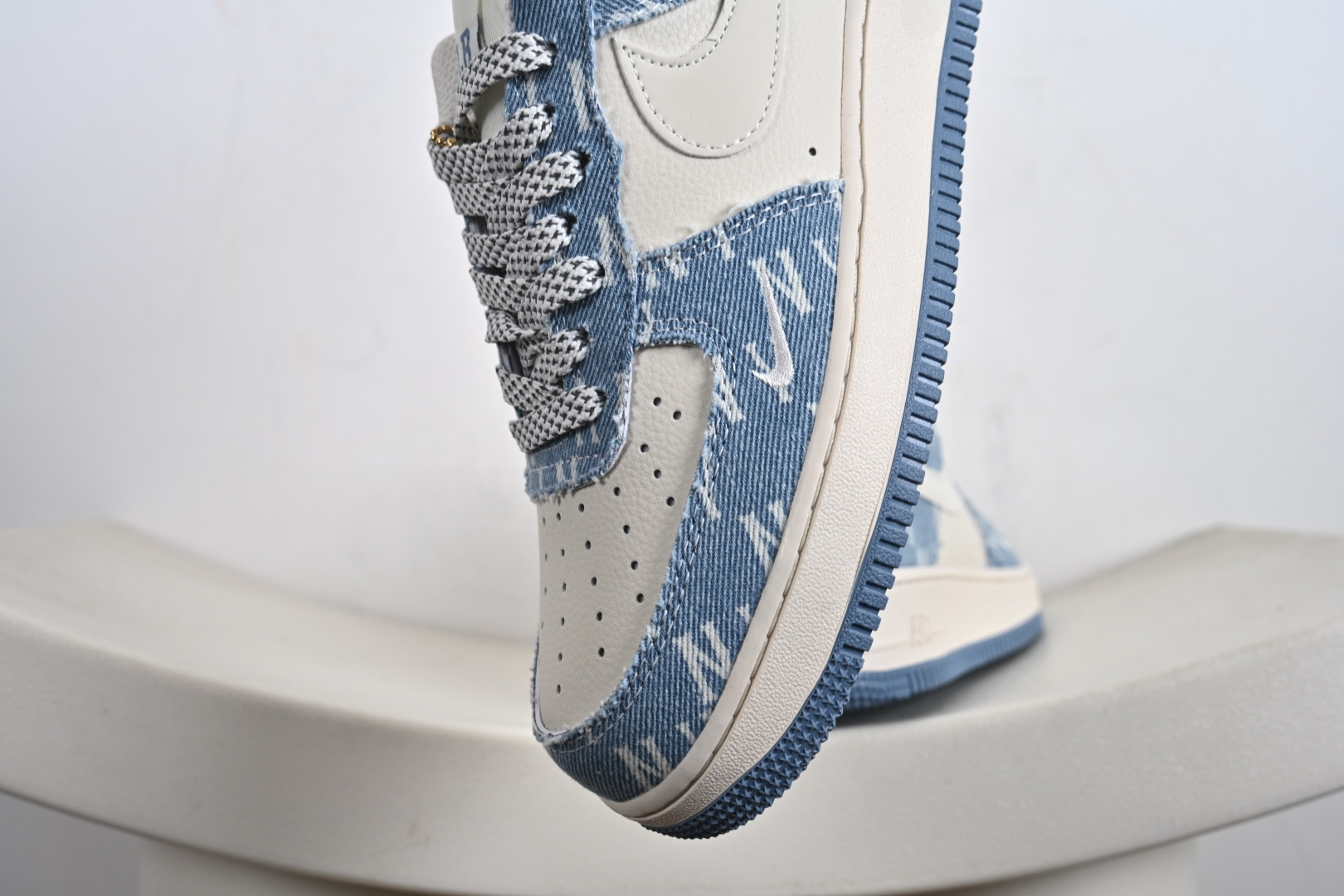 NIke Air Force 1 '07 Low 空军一号低帮 运动鞋 休闲鞋 XY2025-002-莆田鞋,莆田鞋货源,高仿鞋,高仿鞋货源,安福档口,莆田高仿鞋,莆田鞋批发,高仿鞋批发,莆田高仿运动鞋,高仿运动鞋,莆田运动鞋 NIke Air Force 1 '07 Low 空军一号低帮 运动鞋 休闲鞋 XY2025-002