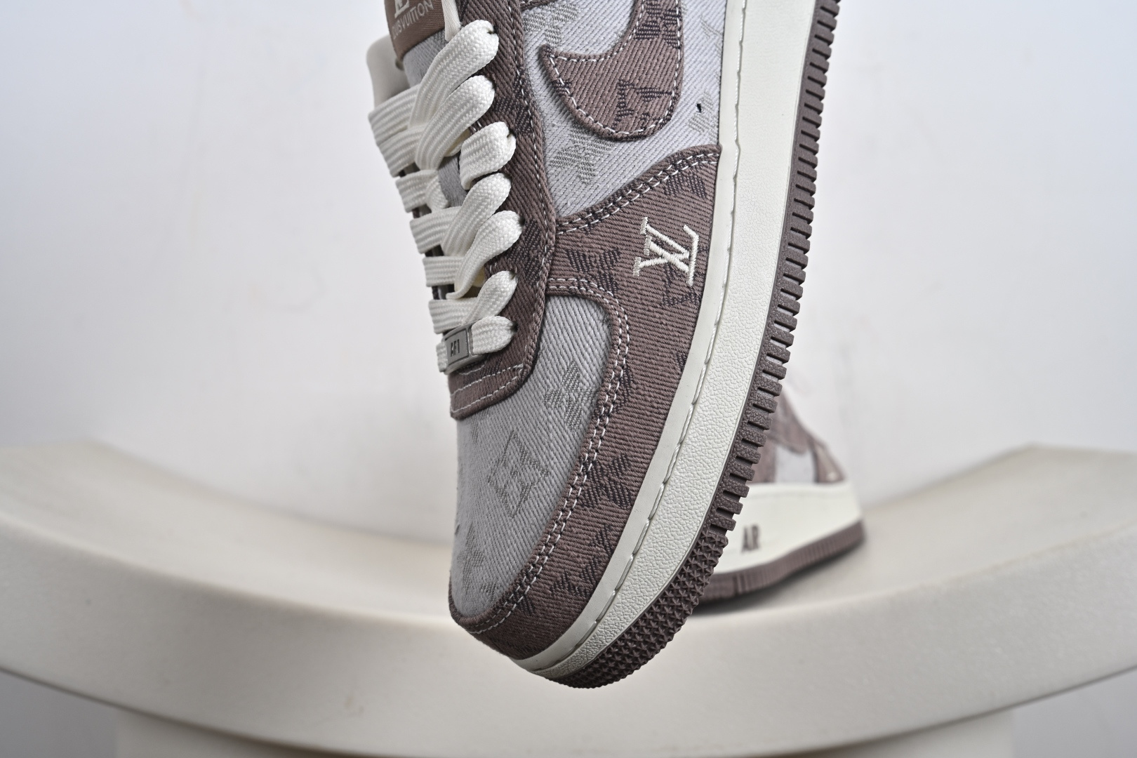 NIke Air Force 1 '07 Low 空军一号低帮 运动鞋 休闲鞋 YF9511-821