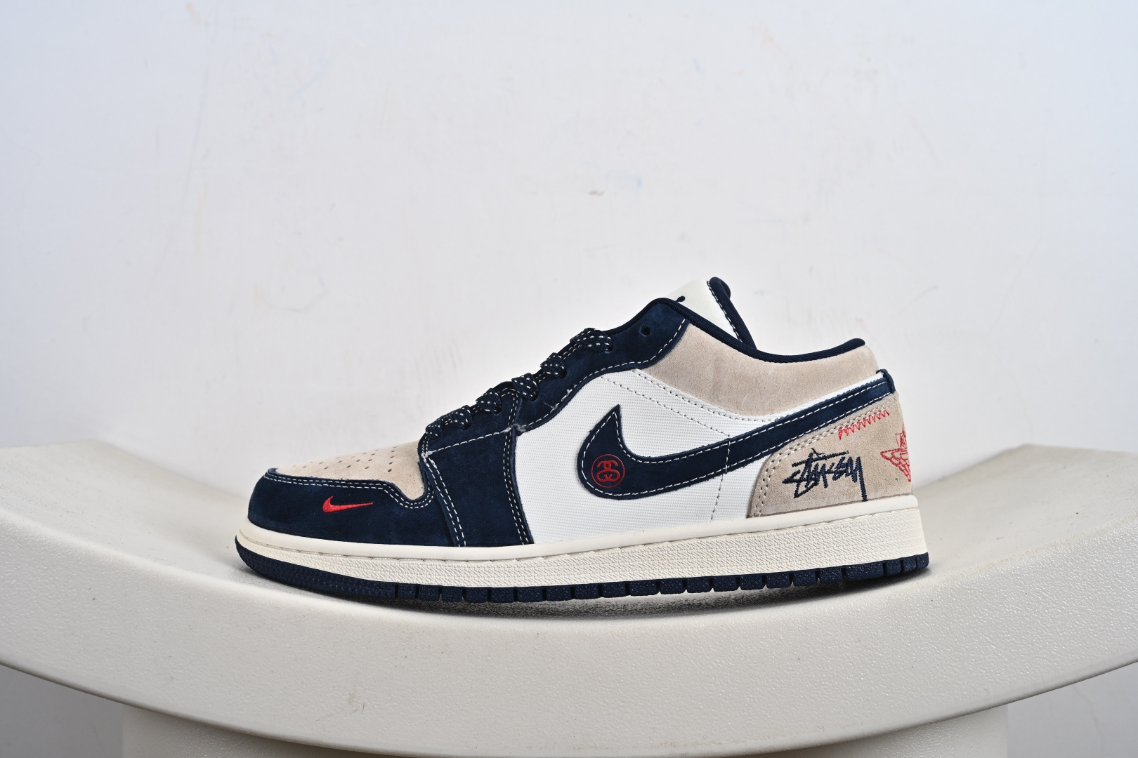 Air Jordan 1 x Stussy 乔丹1代低帮斯图西联名蓝棕白小勾 LR8888-015-莆田鞋,莆田鞋货源,高仿鞋,高仿鞋货源,安福档口,莆田高仿鞋,莆田鞋批发,高仿鞋批发,莆田高仿运动鞋,高仿运动鞋,莆田运动鞋 Air Jordan 1 x Stussy 乔丹1代低帮斯图西联名蓝棕白小勾 LR8888-015