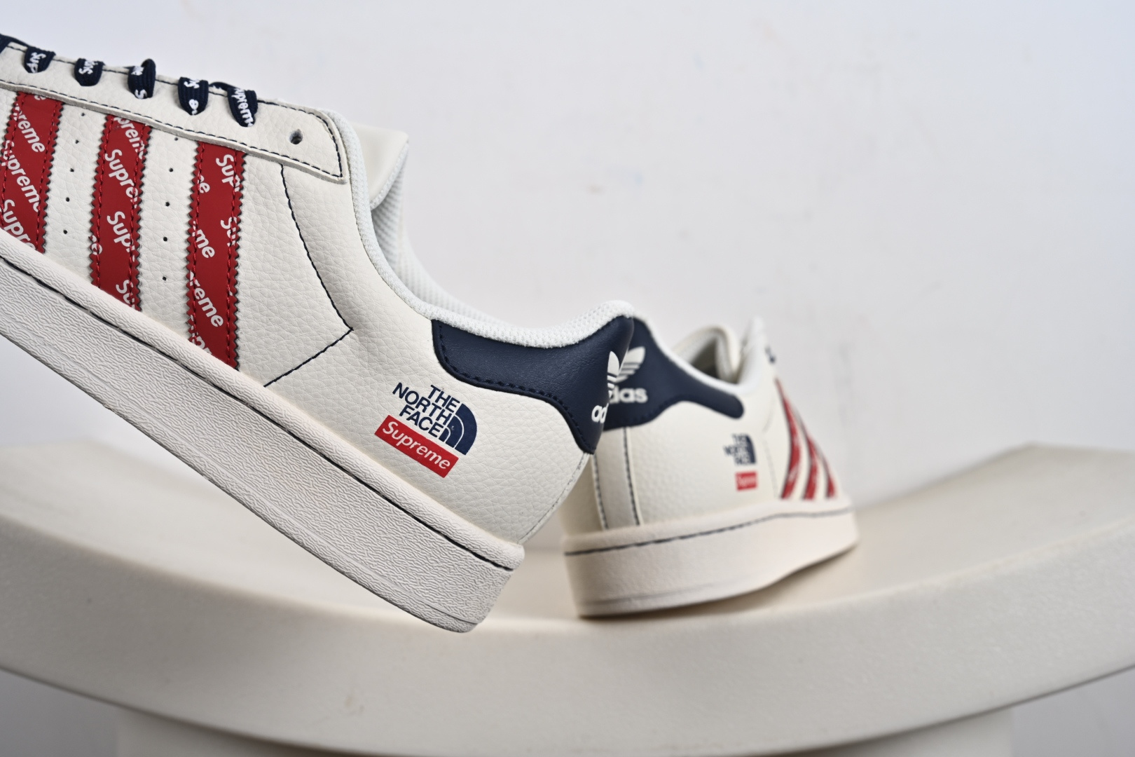 Adidas Originals Superstar 阿迪达斯 三叶草 贝壳头’DIY’系列低帮经典百搭休闲运动板鞋 QC2604-莆田鞋,莆田鞋货源,高仿鞋,高仿鞋货源,安福档口,莆田高仿鞋,莆田鞋批发,高仿鞋批发,莆田高仿运动鞋,高仿运动鞋,莆田运动鞋 Adidas Originals Superstar 阿迪达斯 三叶草 贝壳头’DIY’系列低帮经典百搭休闲运动板鞋 QC2604