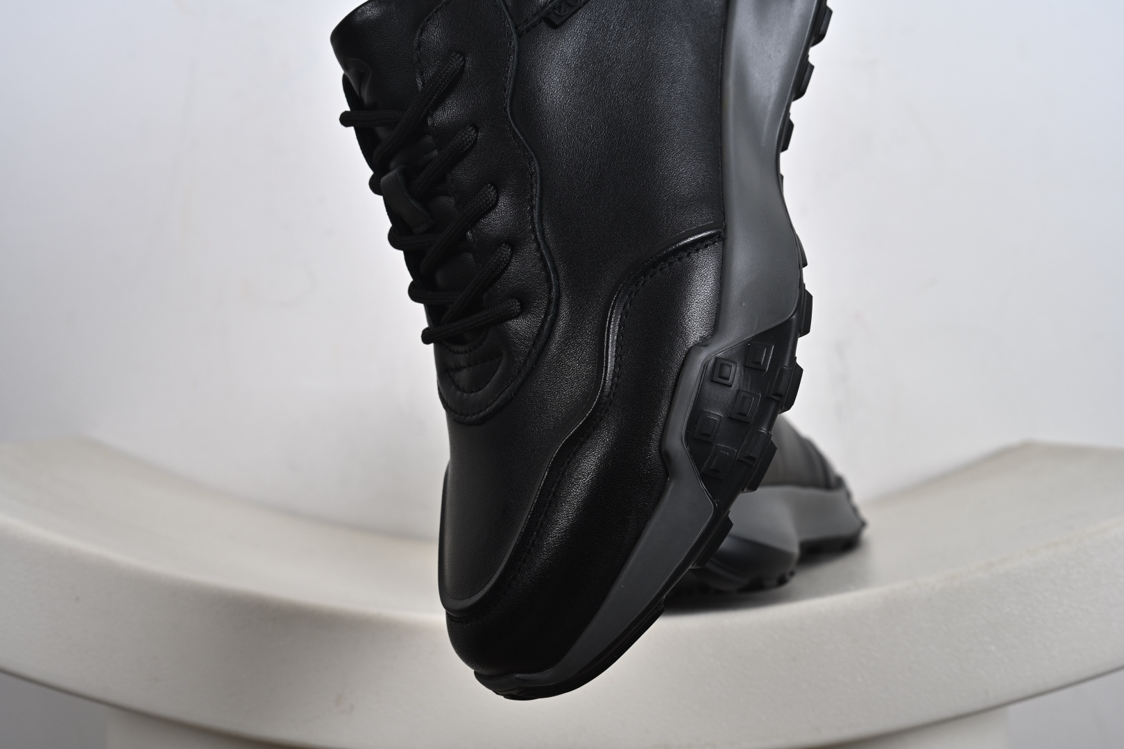 ECCO 爱步 纯色拼接皮鞋 415228 精选全优质牛皮 柔软亲肤-莆田鞋,莆田鞋货源,高仿鞋,高仿鞋货源,安福档口,莆田高仿鞋,莆田鞋批发,高仿鞋批发,莆田高仿运动鞋,高仿运动鞋,莆田运动鞋 ECCO 爱步 纯色拼接皮鞋 415228 精选全优质牛皮 柔软亲肤