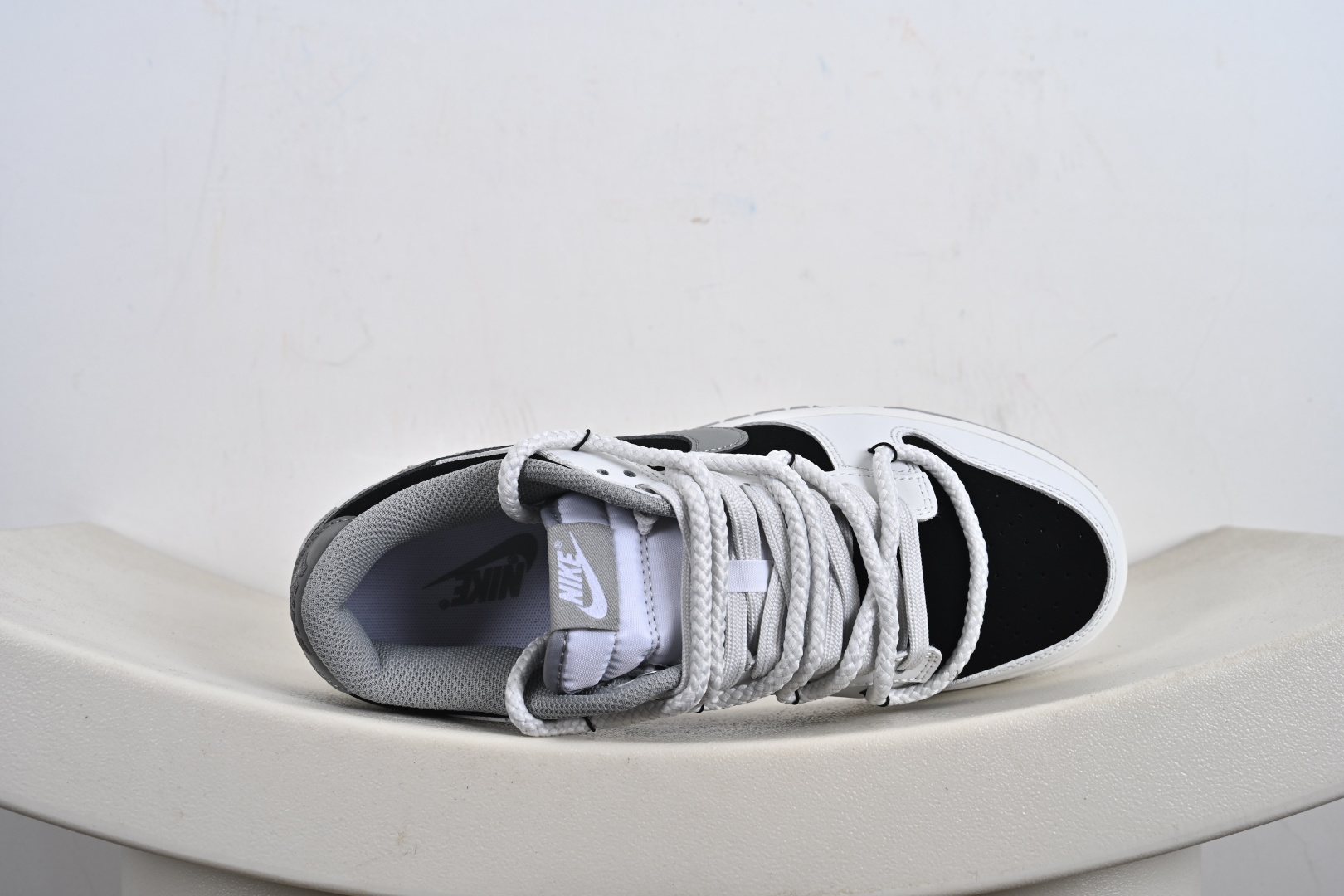 Nike Dunk Low Retro 联名款 耐克 低帮休闲运动板鞋 WB0518-091-莆田鞋,莆田鞋货源,高仿鞋,高仿鞋货源,安福档口,莆田高仿鞋,莆田鞋批发,高仿鞋批发,莆田高仿运动鞋,高仿运动鞋,莆田运动鞋 Nike Dunk Low Retro 联名款 耐克 低帮休闲运动板鞋 WB0518-091