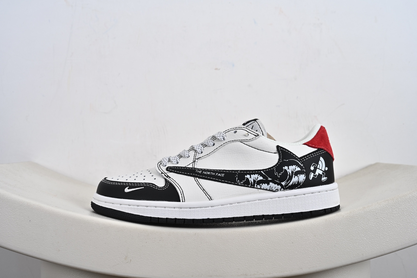 定制版 Travis Scott x Fragment Design x Jordan Air Jordan 1 Low SP “北面联名——黑勾涂鸦” DZ5899-028