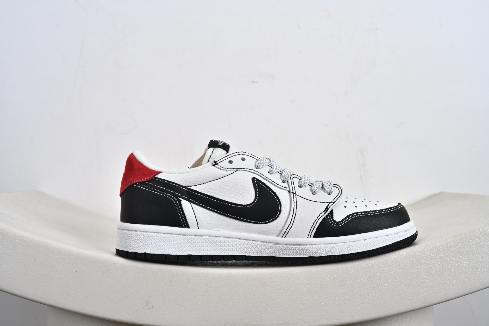 定制版 Travis Scott x Fragment Design x Jordan Air Jordan 1 Low SP “北面联名——黑勾涂鸦” DZ5899-028