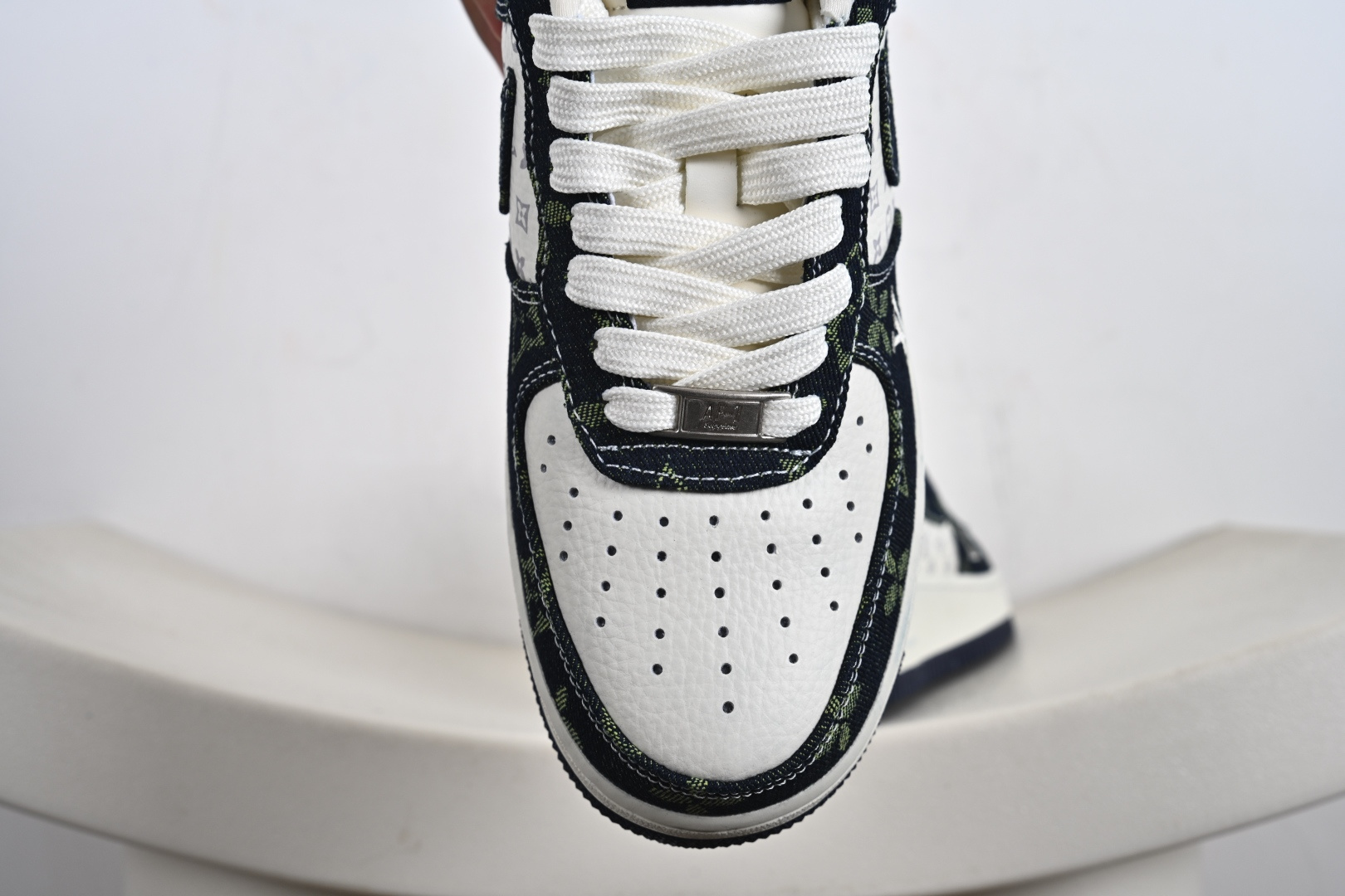 NIke Air Force 1 '07 Low 空军一号低帮 运动鞋 休闲鞋 YF9511-819-莆田鞋,莆田鞋货源,高仿鞋,高仿鞋货源,安福档口,莆田高仿鞋,莆田鞋批发,高仿鞋批发,莆田高仿运动鞋,高仿运动鞋,莆田运动鞋 NIke Air Force 1 '07 Low 空军一号低帮 运动鞋 休闲鞋 YF9511-819