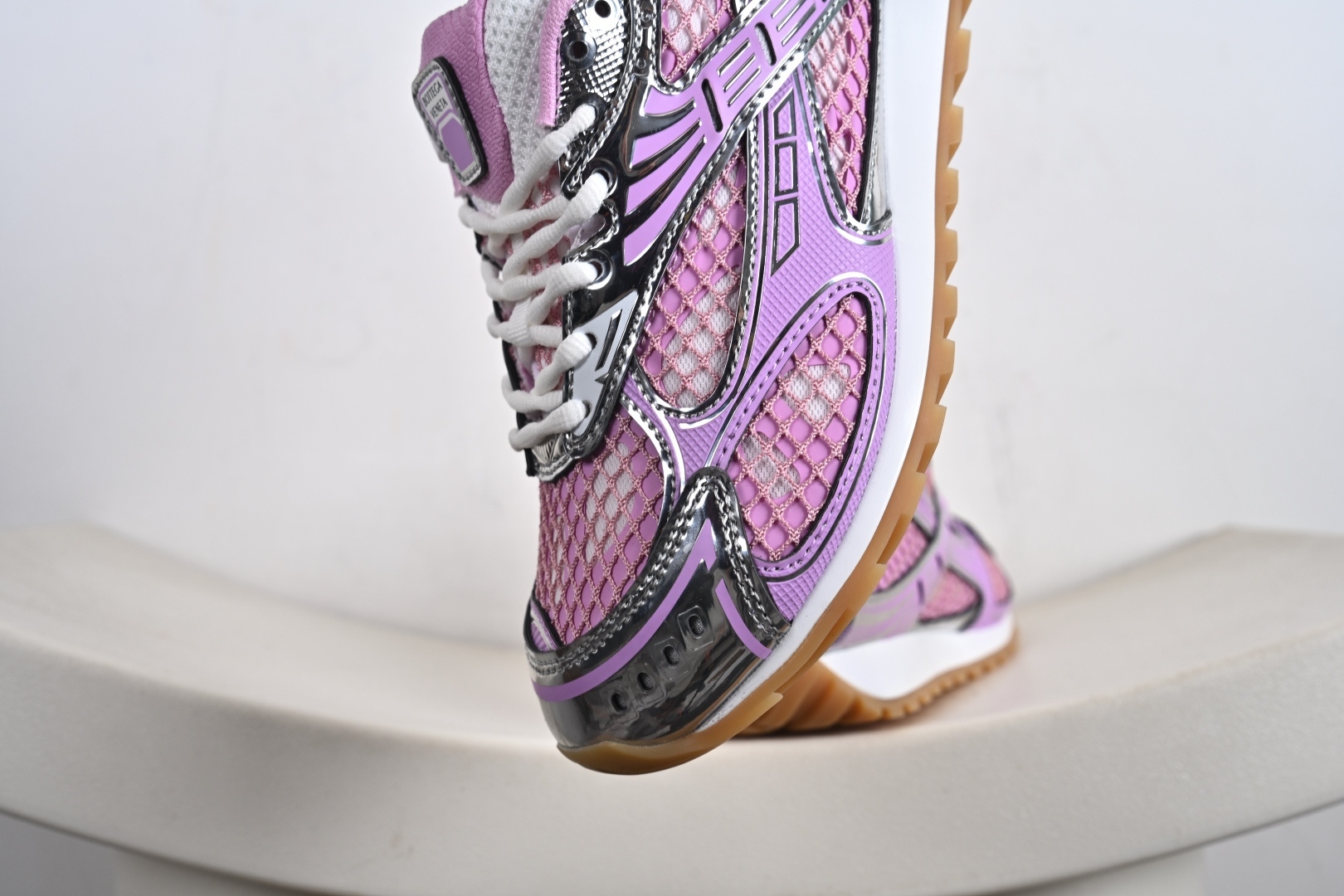 Bottega Veneta葆蝶家 Orbit