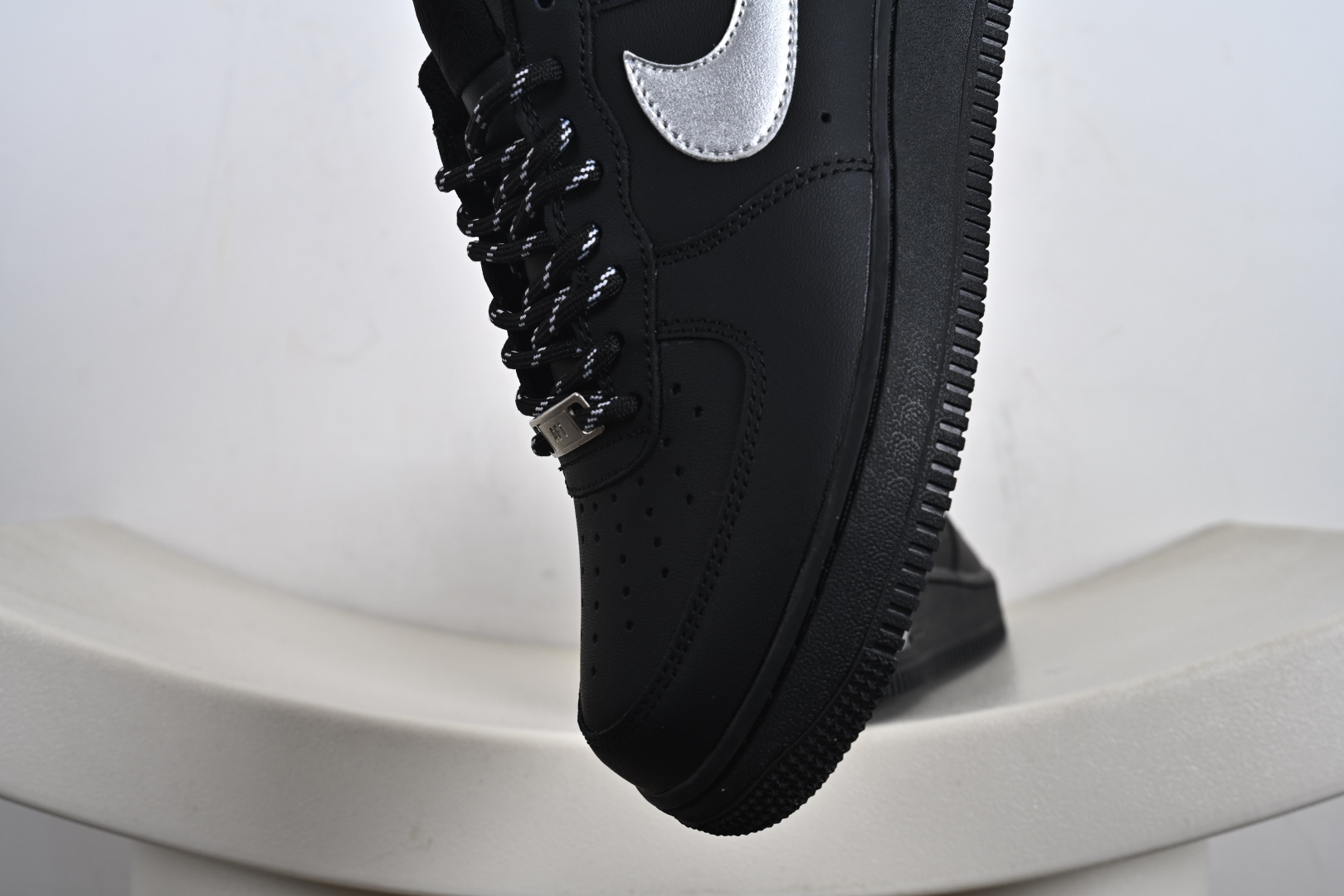 官方爆款定制 二次元主题 Nike Air Force 1 Low’07 黑银武士 空军一号低帮休闲板鞋 ZH0316-125