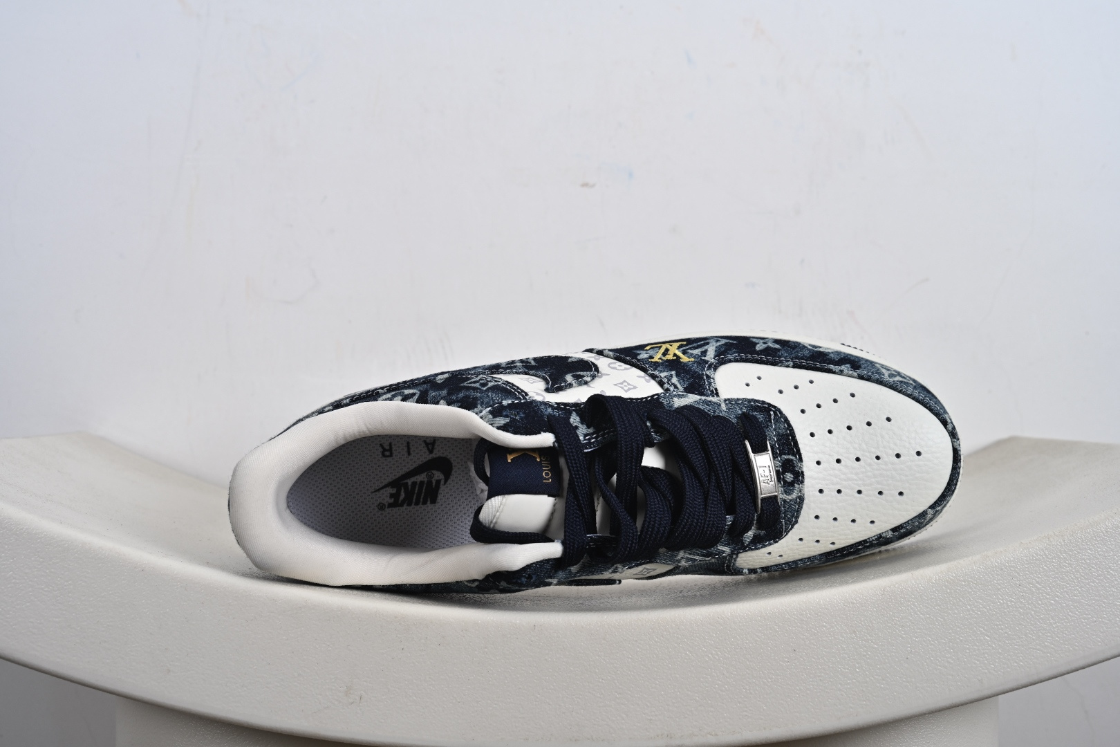 海外量发售！NIke Air Force 1 '07 Low LV联名--白墨蓝空军一号低帮 运动鞋 YF9511-820