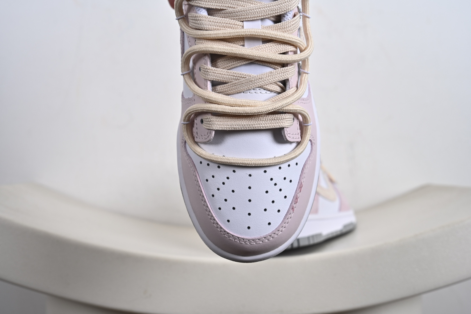 NIKE DUNK LOW RETRO 情人节粉绑带 低帮休闲板鞋 DD1391-103