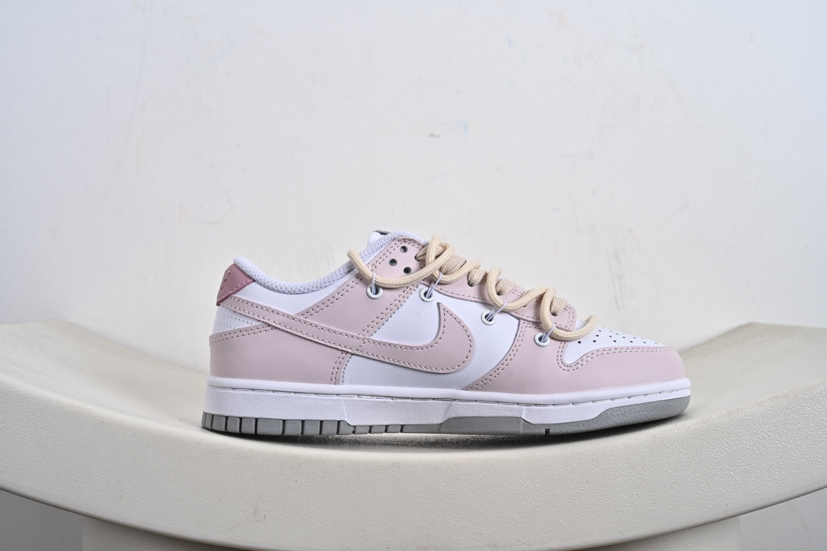 NIKE DUNK LOW RETRO 情人节粉绑带 低帮休闲板鞋 DD1391-103