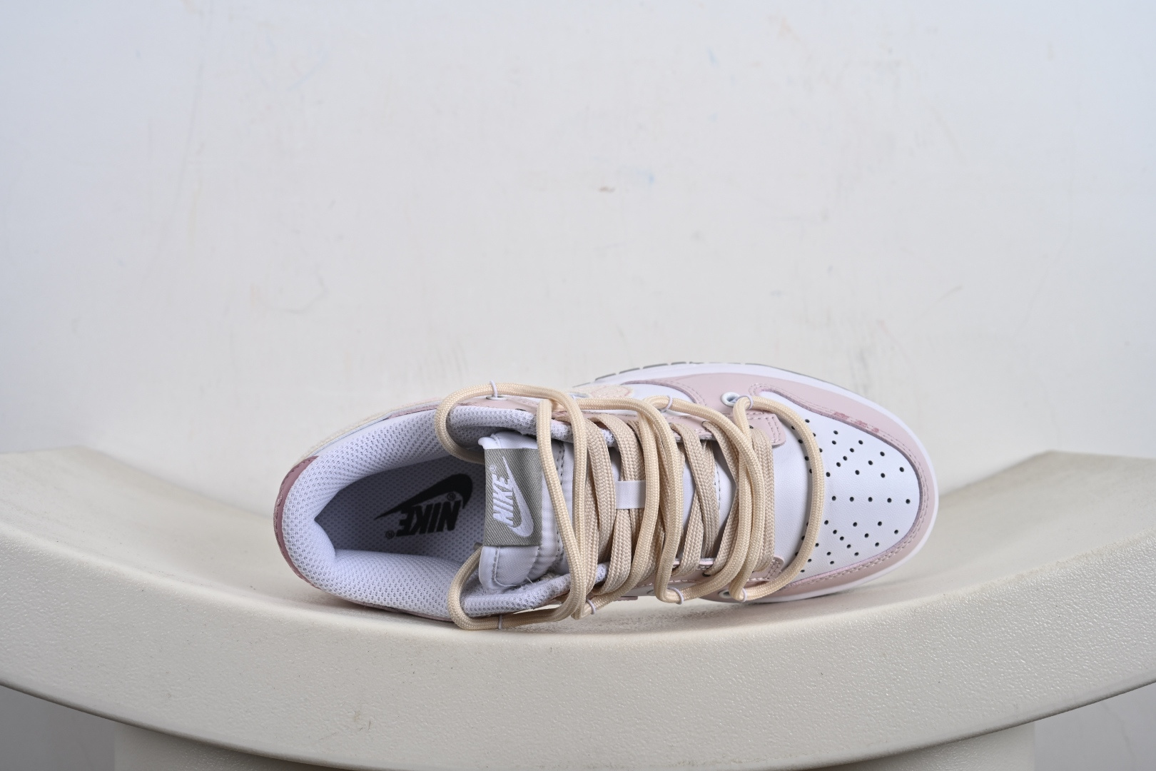 NIKE DUNK LOW RETRO 情人节粉绑带 低帮休闲板鞋 DD1391-103