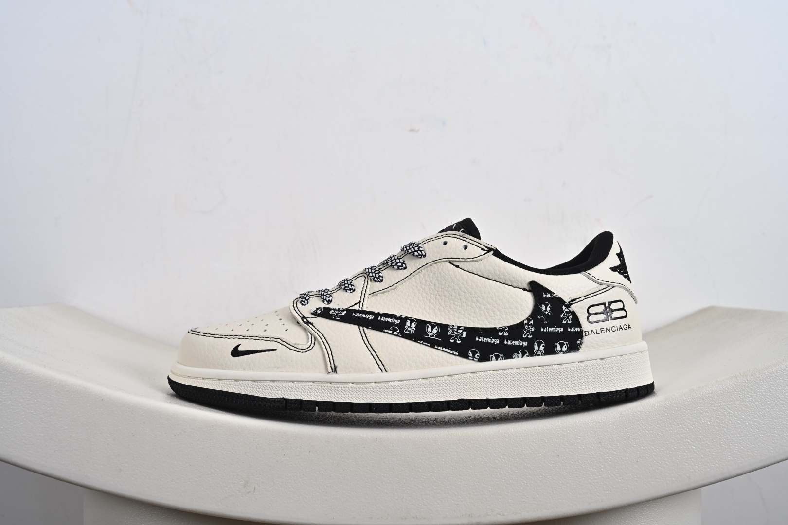 Nike Air Jordan 1 Low 定制配色 巴黎世家联名 定制AJ联名-高端定制 低帮复古文化板鞋 DS2025-002-莆田鞋,莆田鞋货源,高仿鞋,高仿鞋货源,安福档口,莆田高仿鞋,莆田鞋批发,高仿鞋批发,莆田高仿运动鞋,高仿运动鞋,莆田运动鞋 Nike Air Jordan 1 Low 定制配色 巴黎世家联名 定制AJ联名-高端定制 低帮复古文化板鞋 DS2025-002