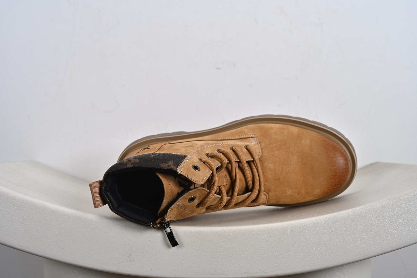 Timberland x LOUIS VUITTON LV联名款 添柏岚/天伯伦老花大黄靴