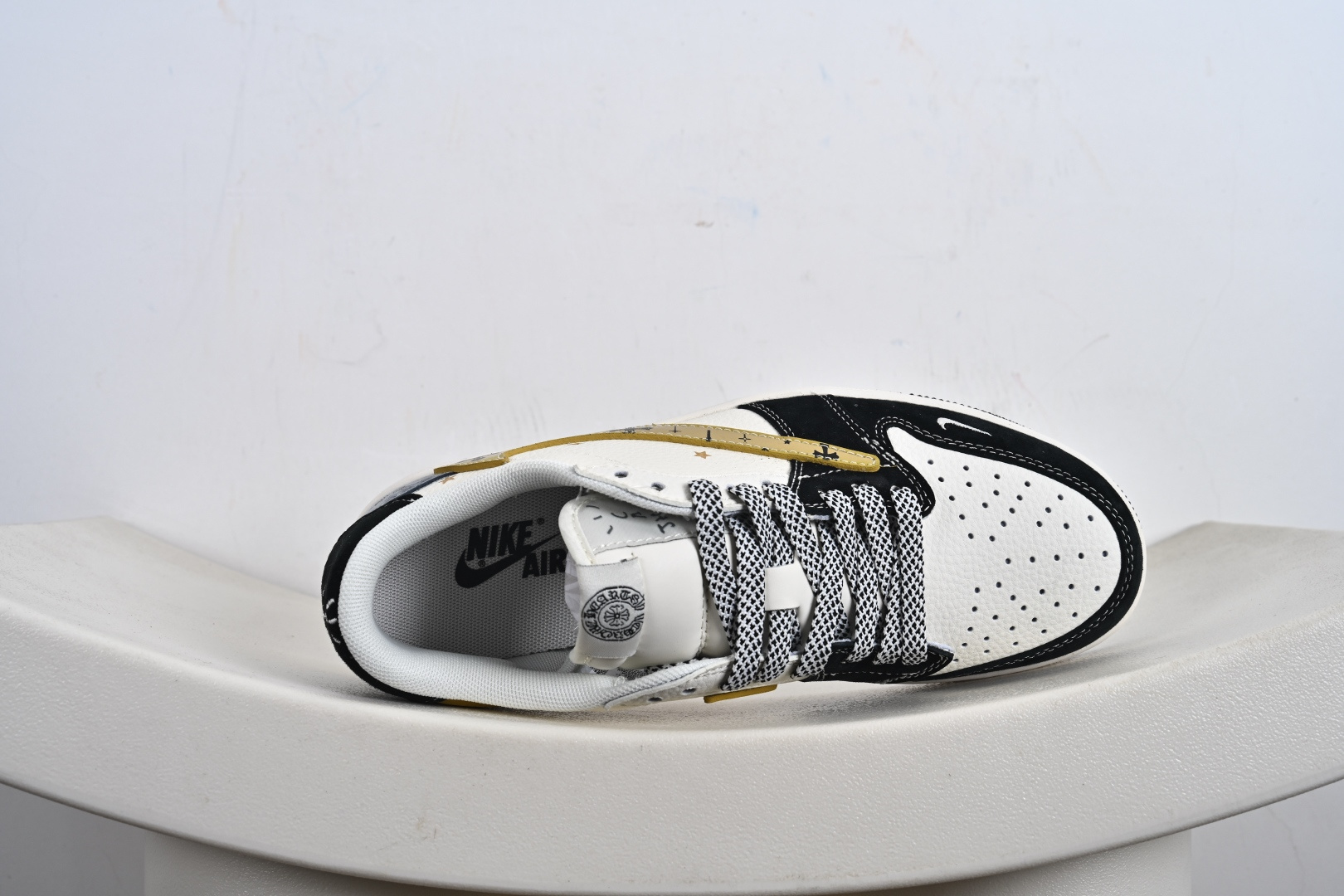 高端定制Air Jordan 1 Low LOW SP AJ1 乔1 倒钩联名款 低帮复古篮球鞋 HS8068-064-莆田鞋,莆田鞋货源,高仿鞋,高仿鞋货源,安福档口,莆田高仿鞋,莆田鞋批发,高仿鞋批发,莆田高仿运动鞋,高仿运动鞋,莆田运动鞋 高端定制Air Jordan 1 Low LOW SP AJ1 乔1 倒钩联名款 低帮复古篮球鞋 HS8068-064