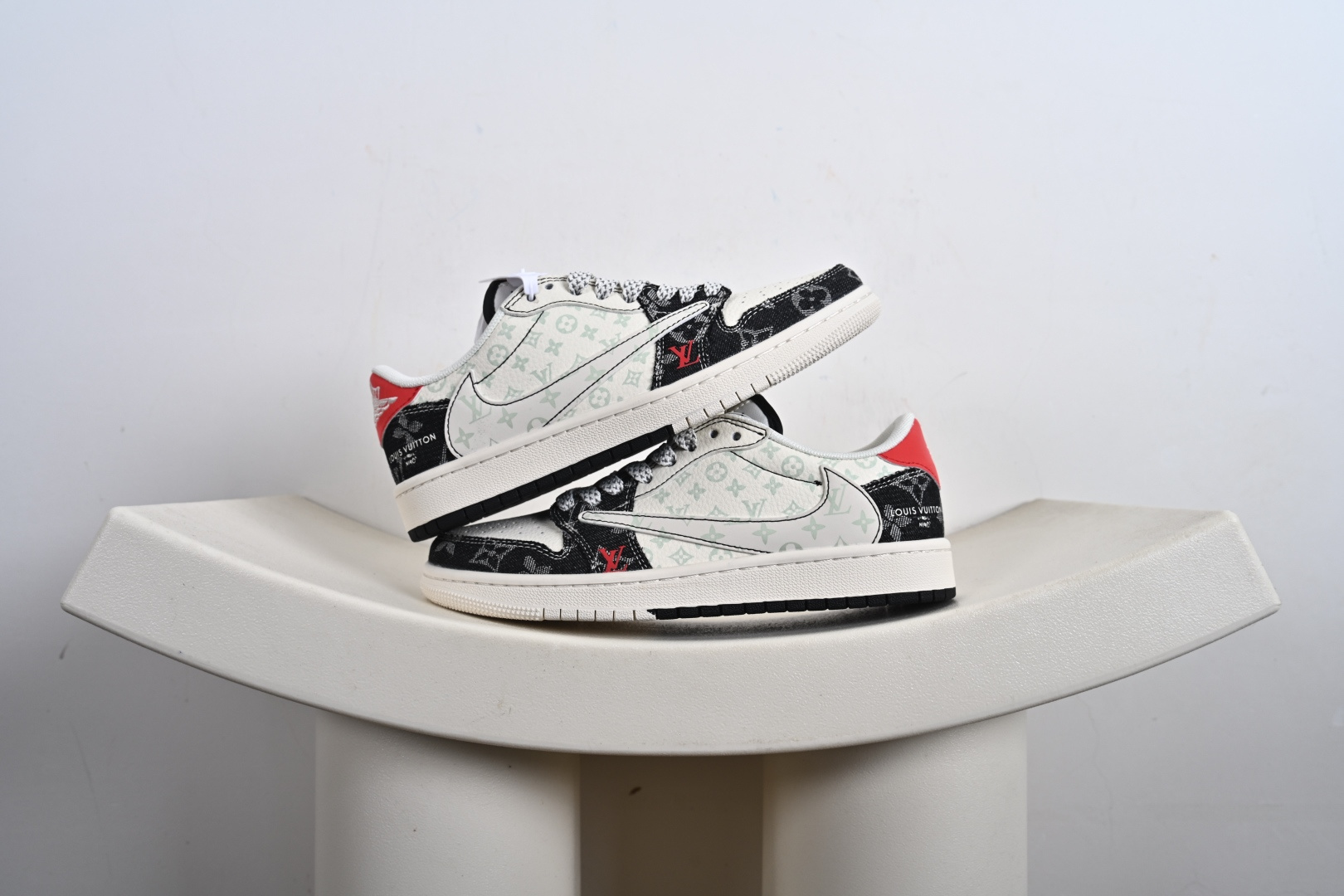 Travis Scott x Fragment Design x Air Jordan 1 Low SP AJ1 乔1联名米黑牛仔 低帮文化休闲板鞋 CX5050-Y28
